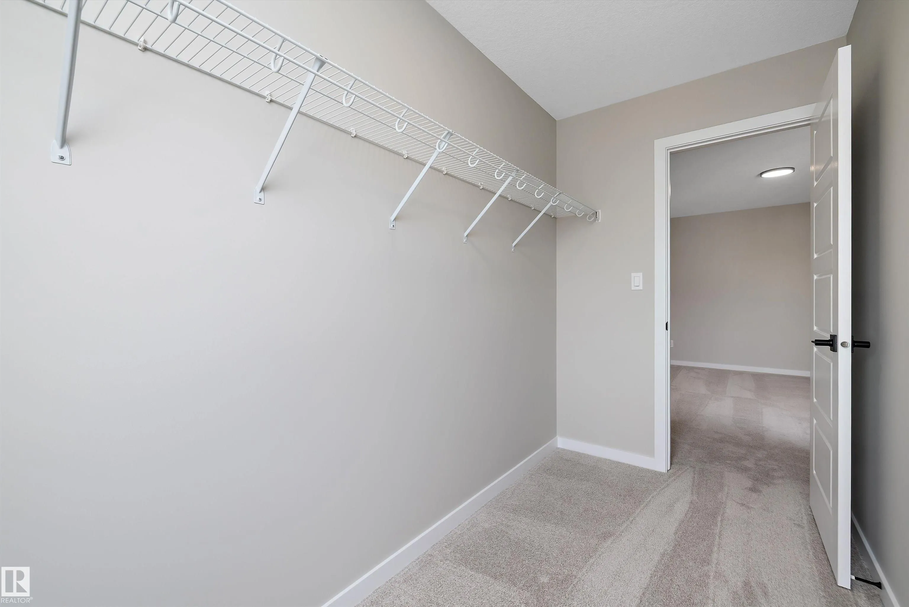 4544 Kinsella Link