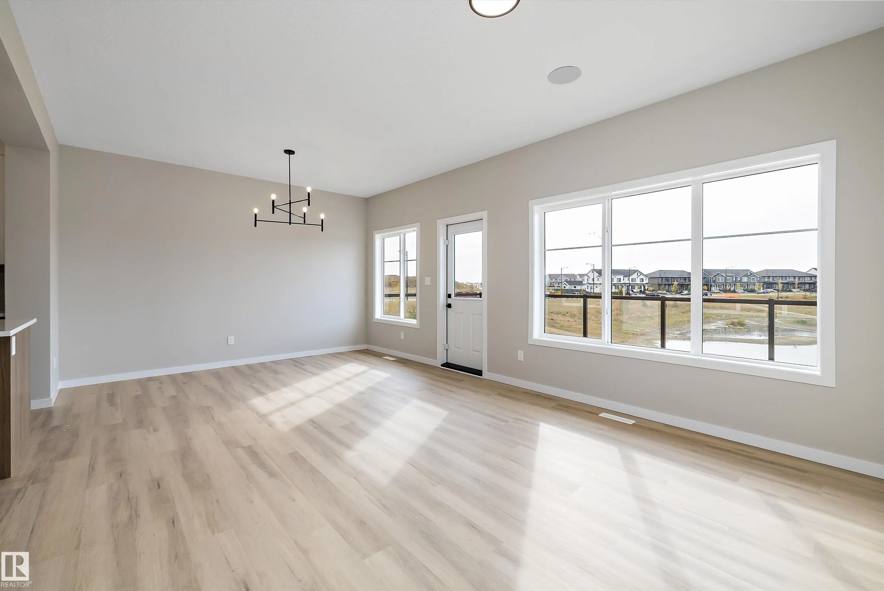 4544 Kinsella Link