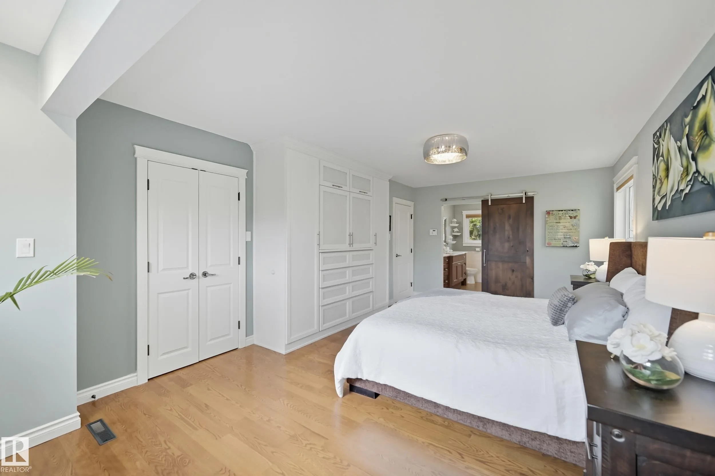 12408 39 Avenue