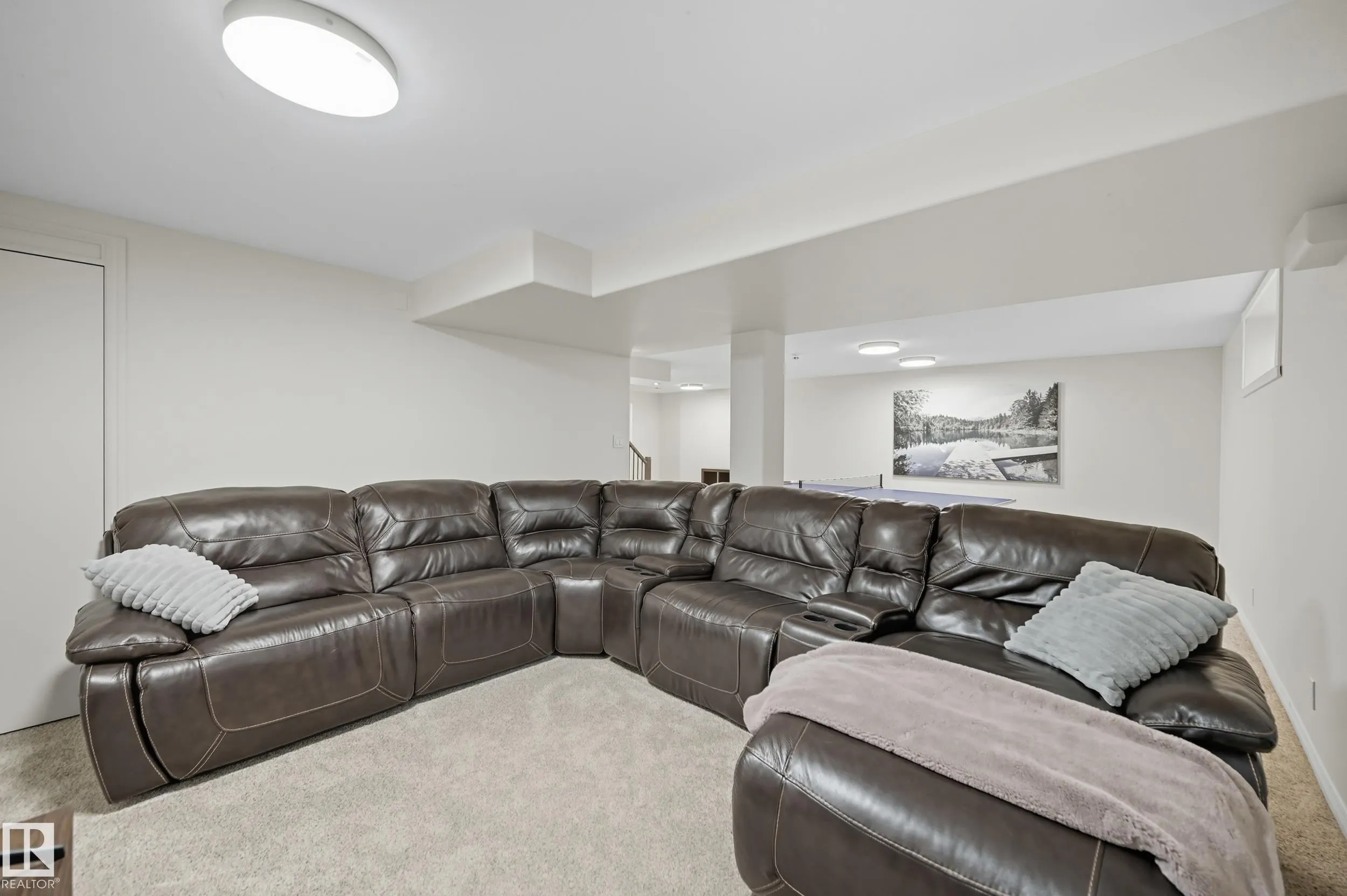 12408 39 Avenue