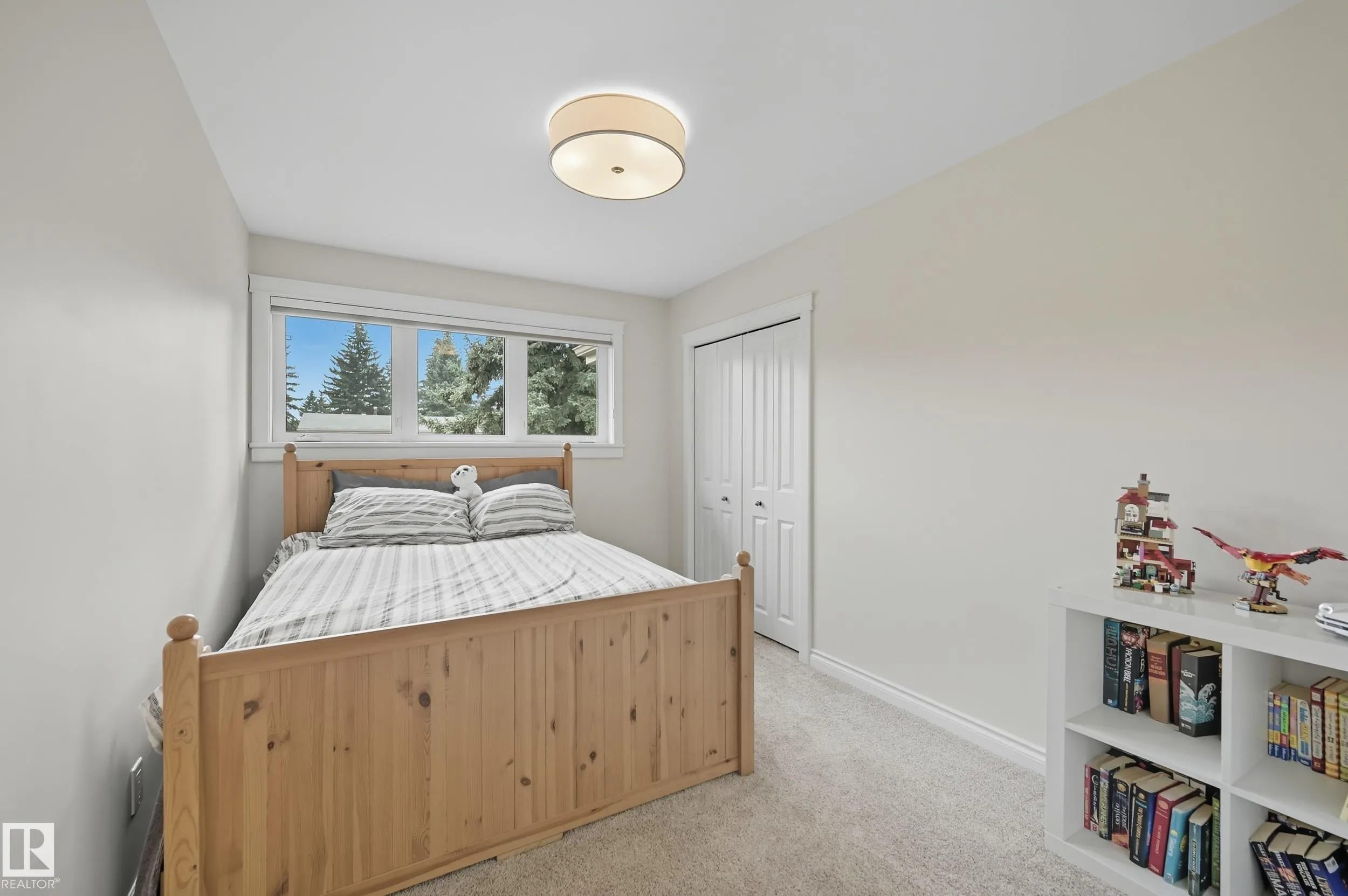 12408 39 Avenue