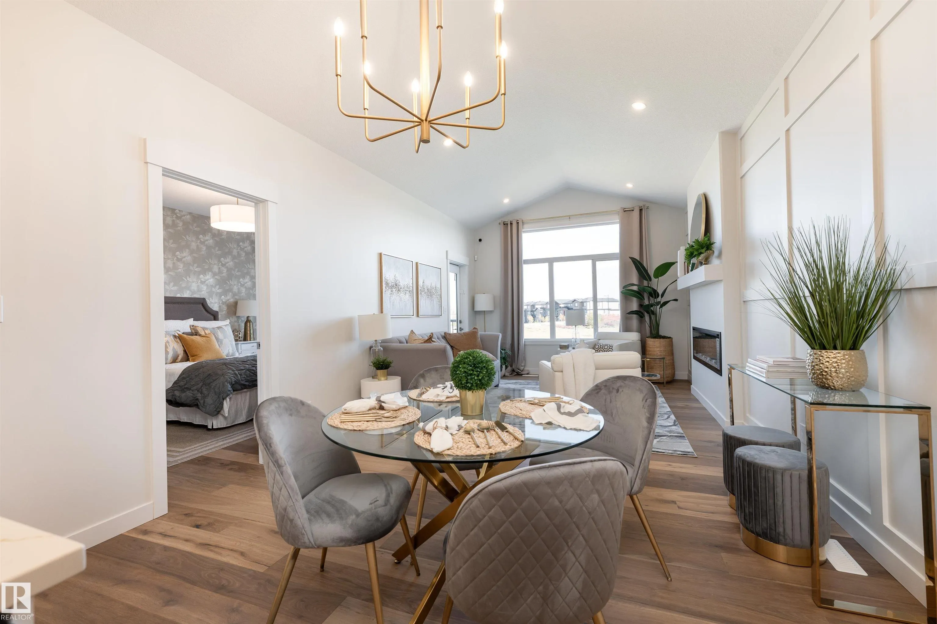 56 TILIA Place