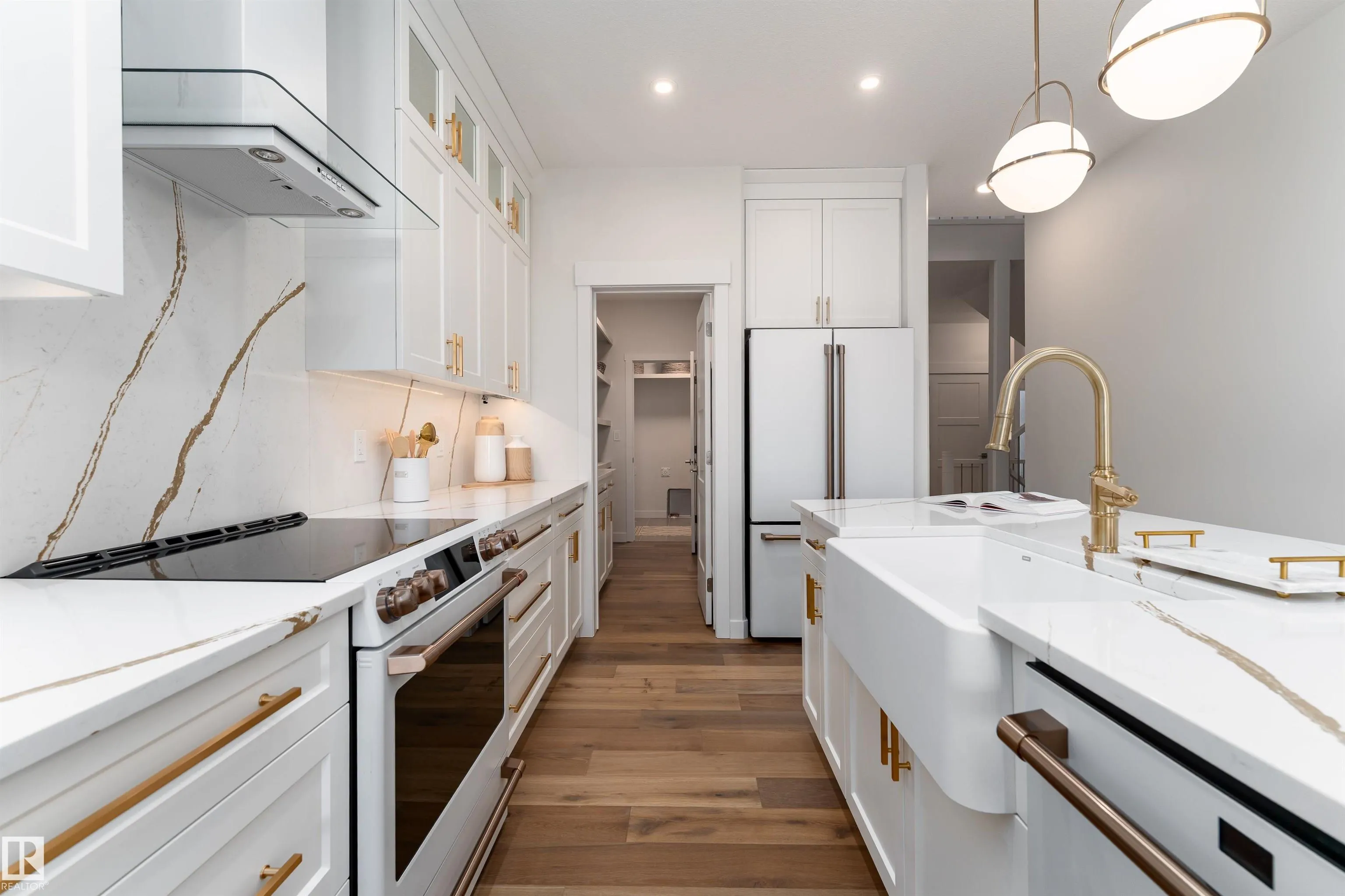 56 TILIA Place