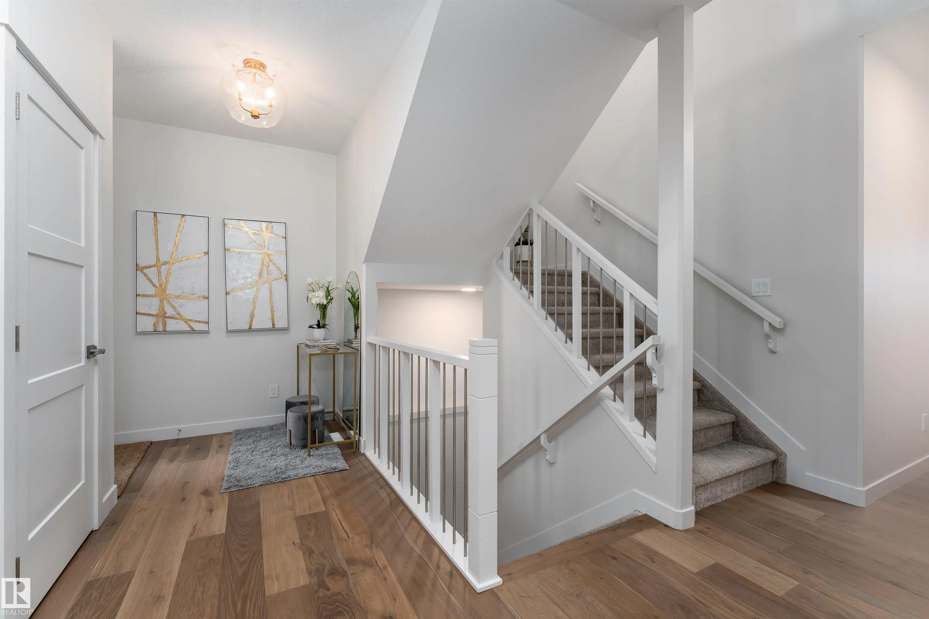 56 TILIA Place