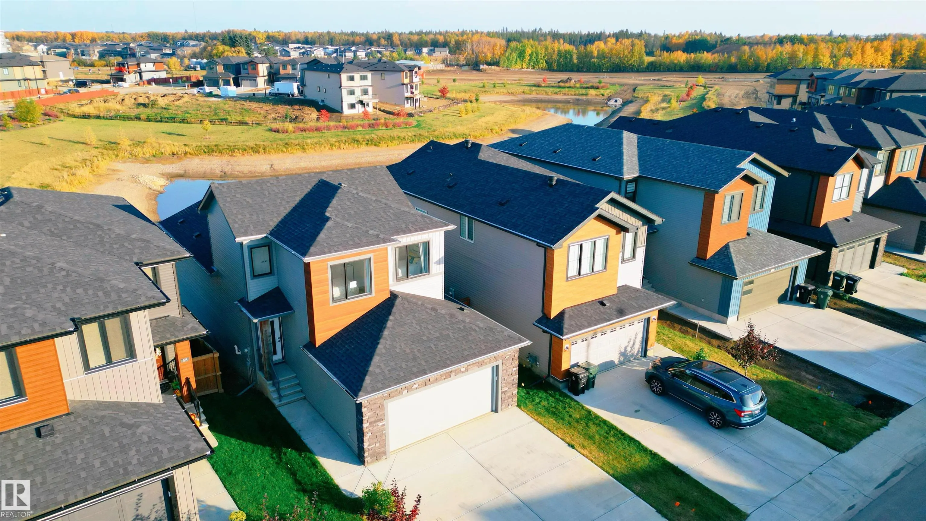 56 TILIA Place