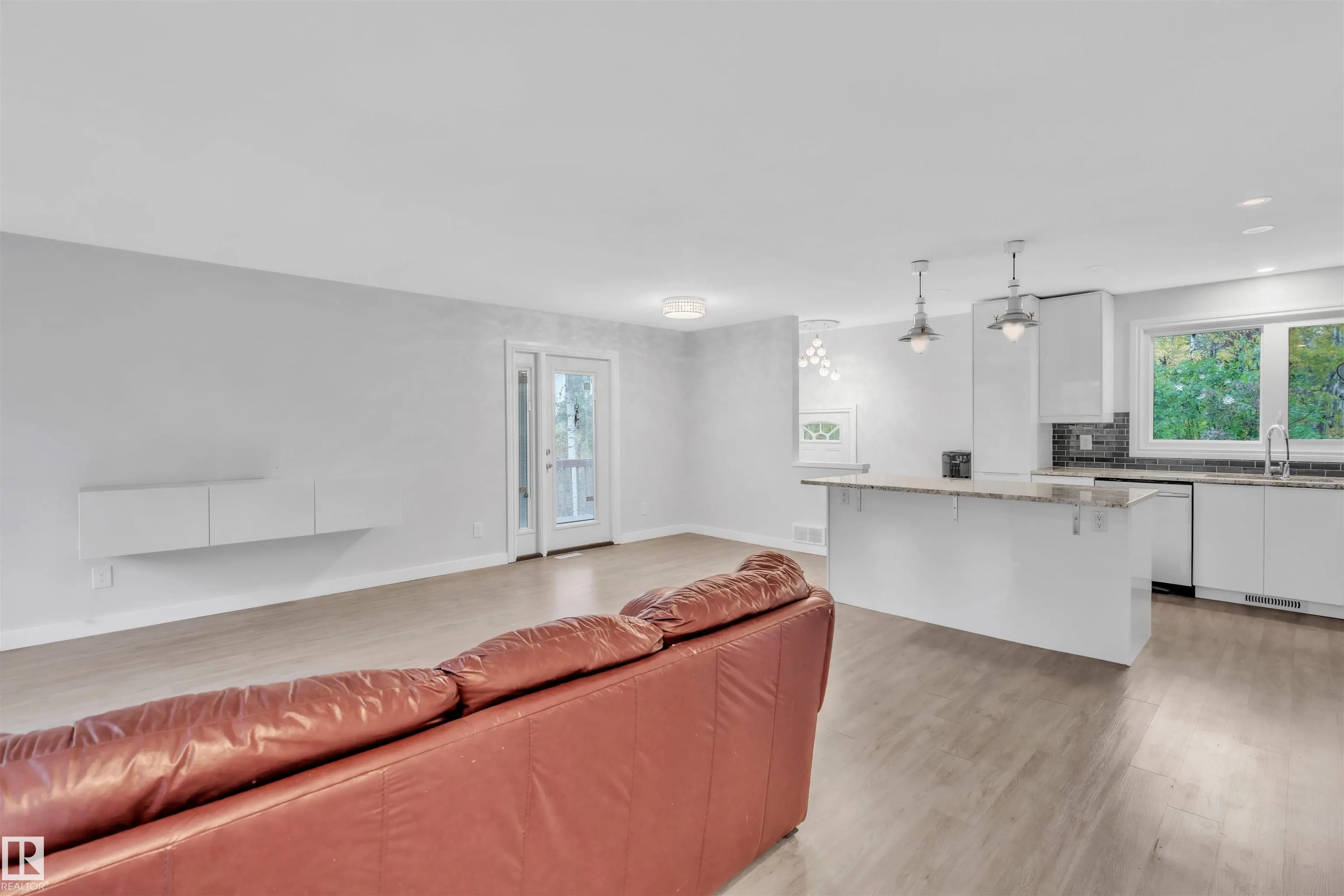 42204B TWP RD 624