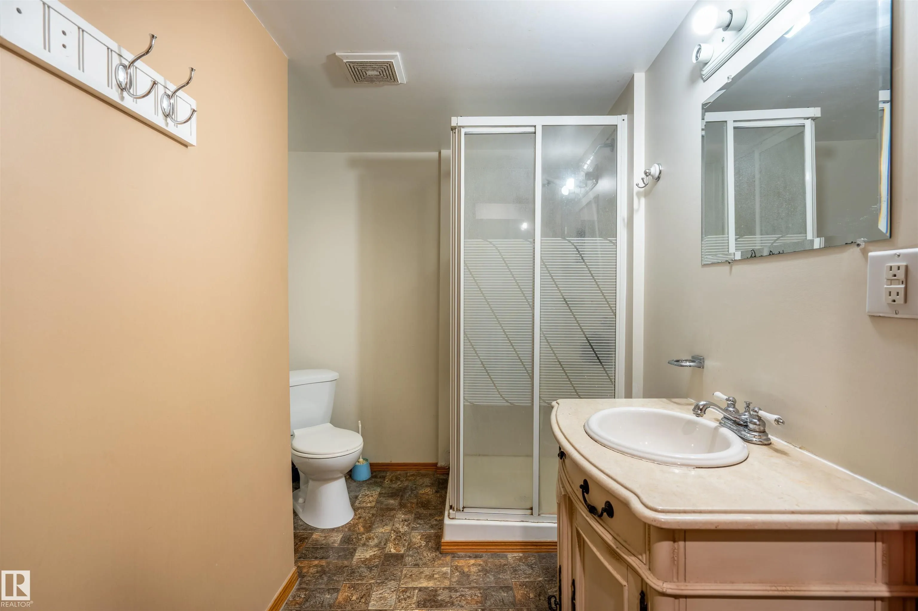 42204B TWP RD 624