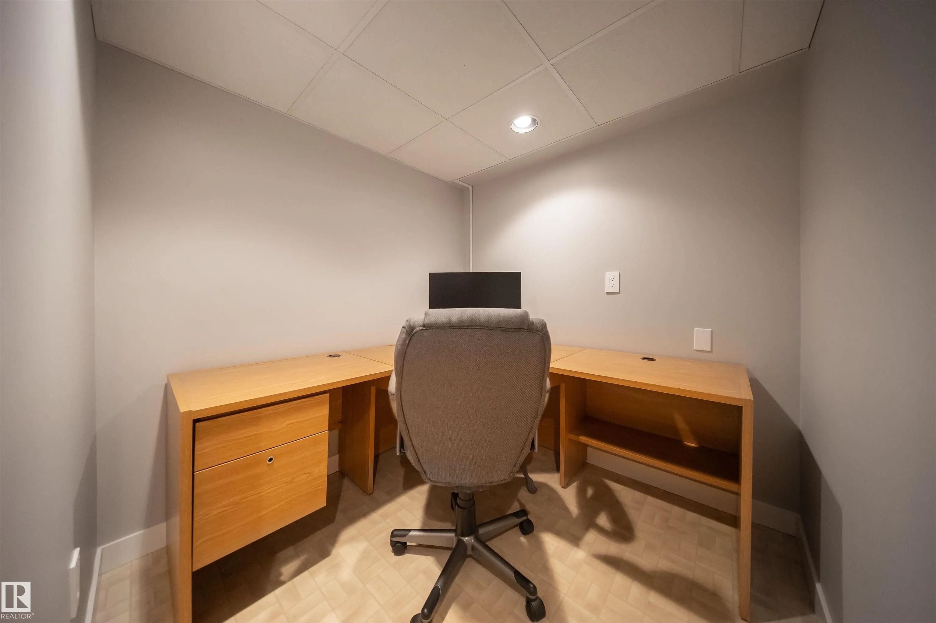 13815 35 ST