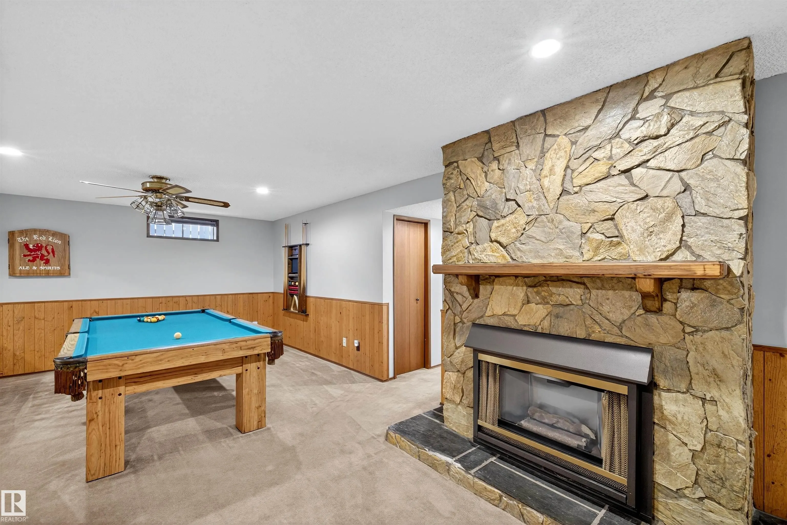 13815 35 ST