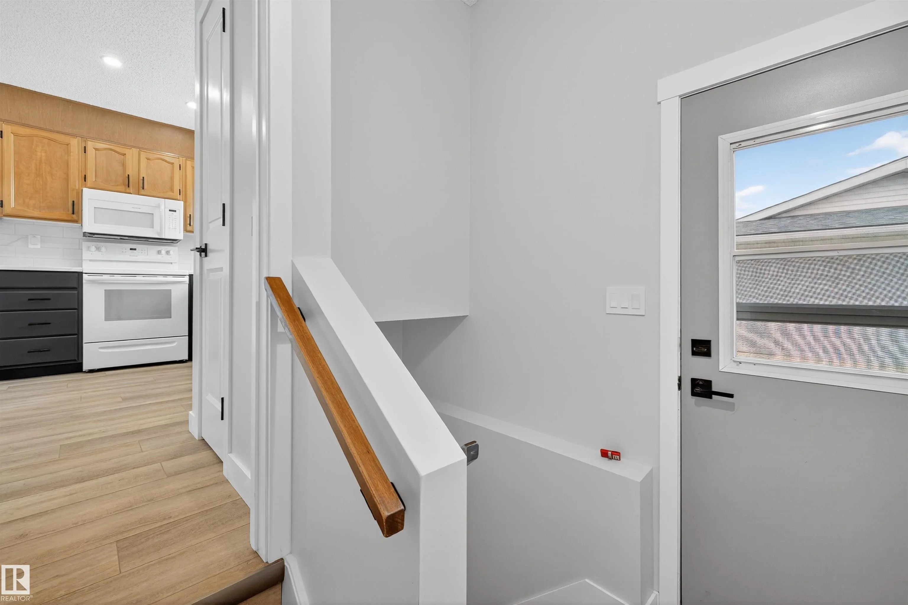 13815 35 ST