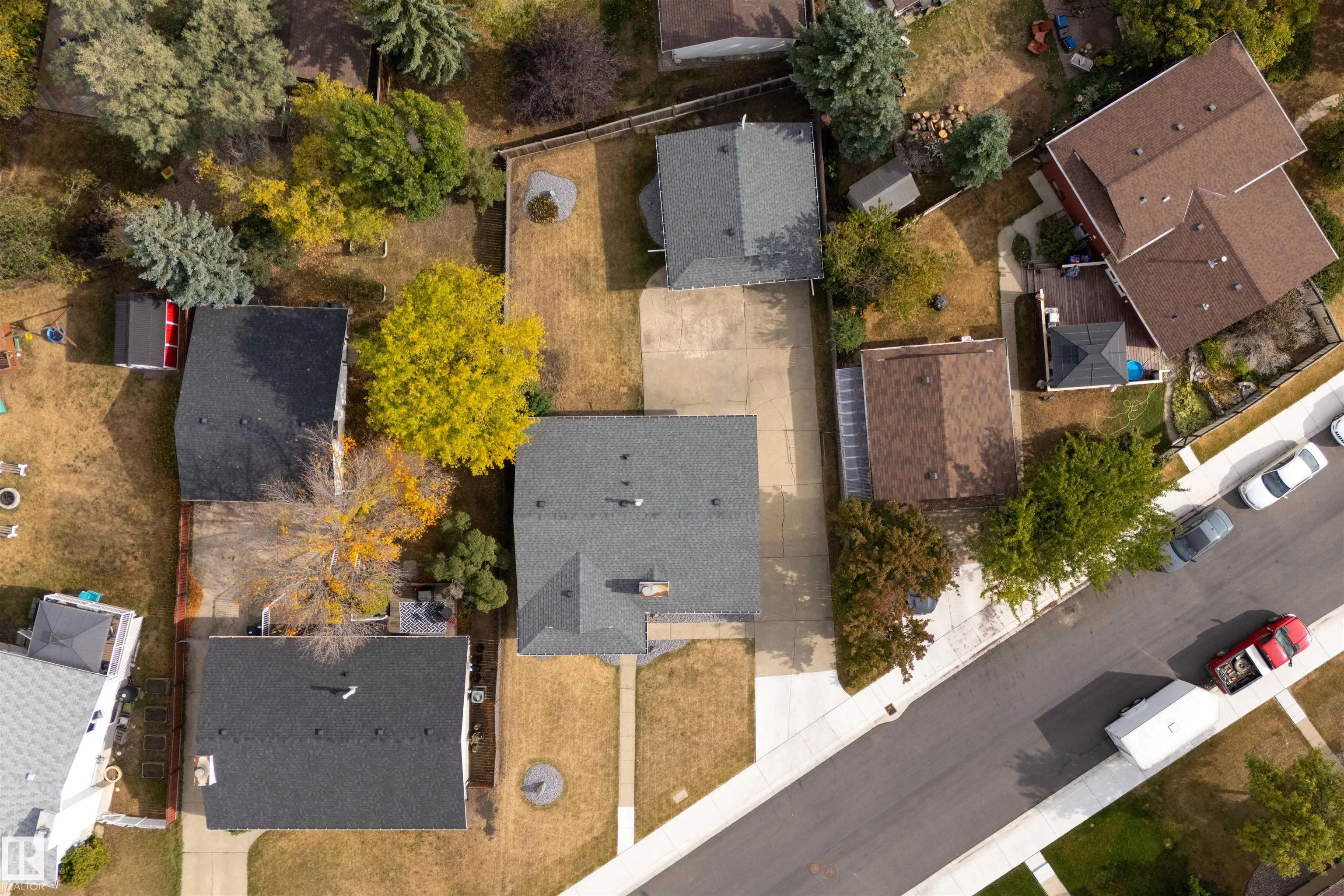 13815 35 ST