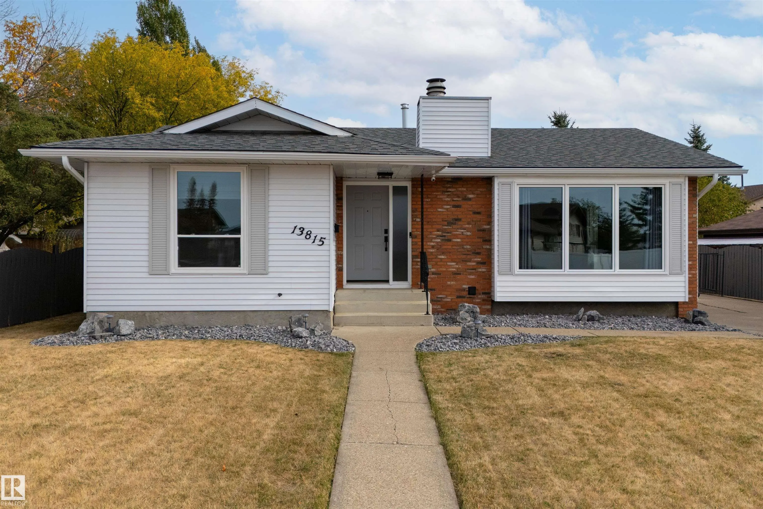13815 35 ST