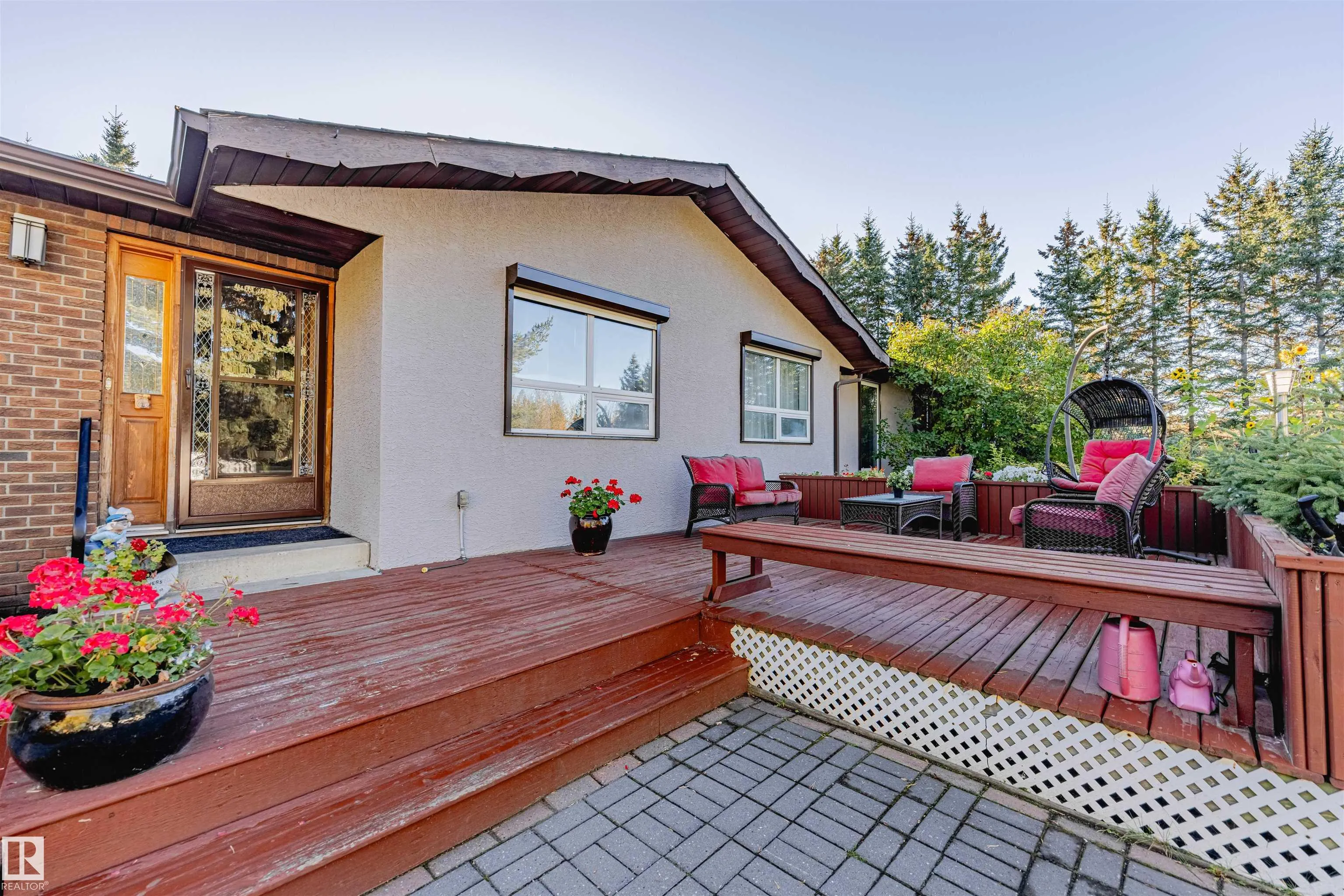 194 52328 HWY 21