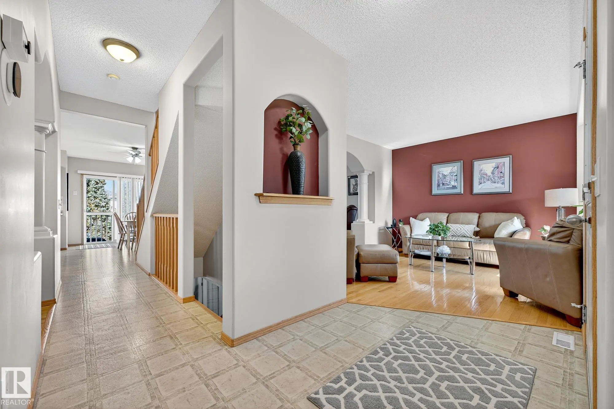 310 HILLIARD Close