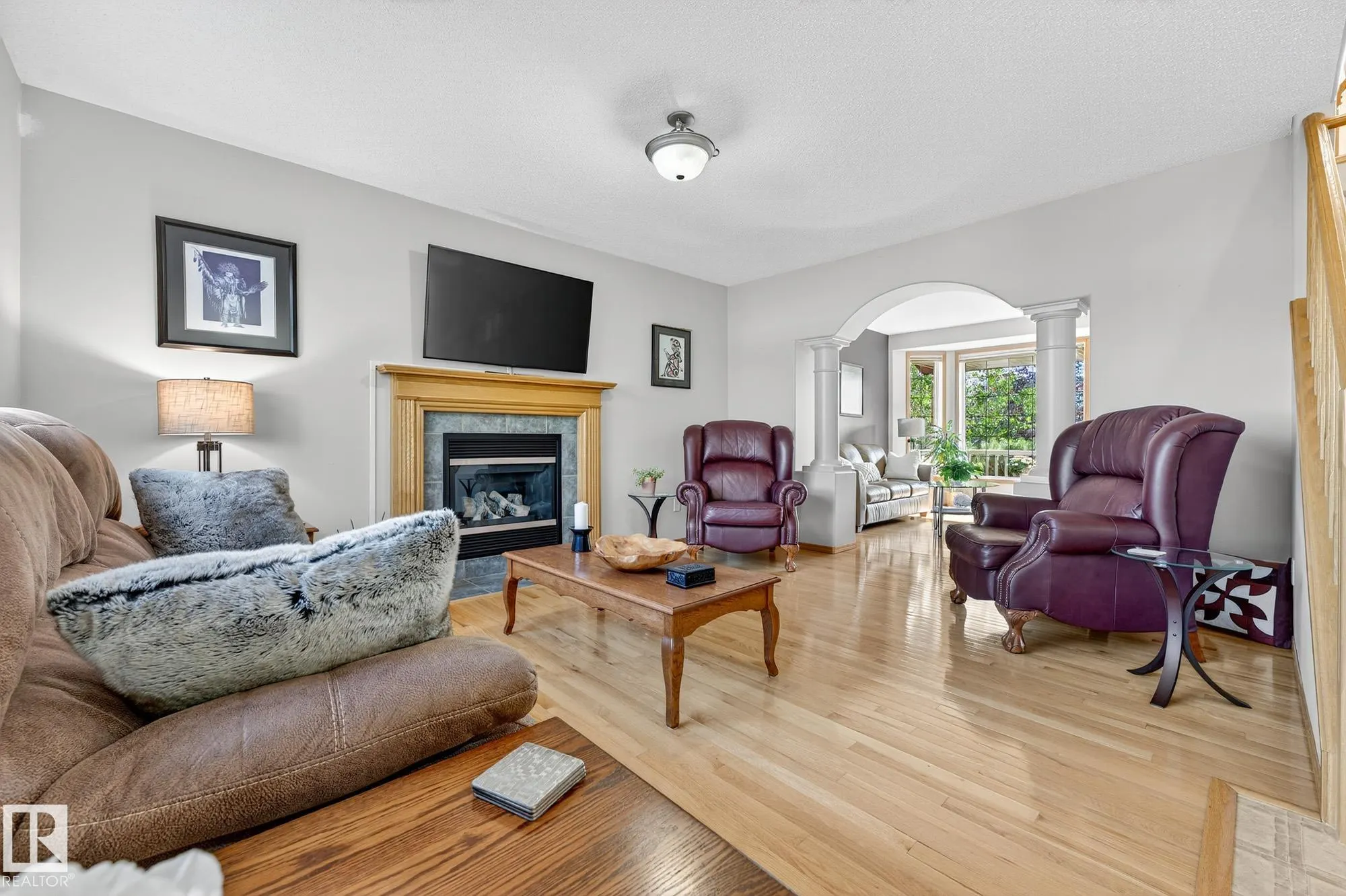 310 HILLIARD Close