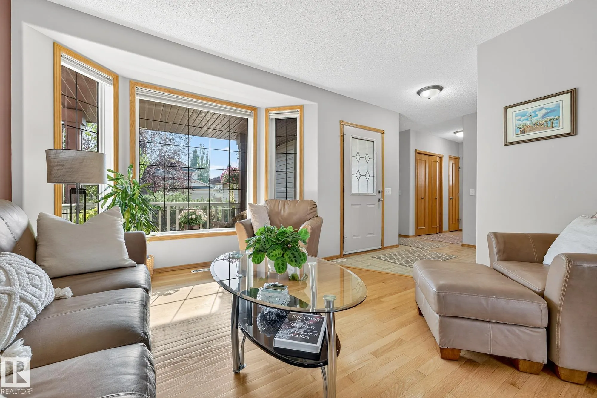 310 HILLIARD Close