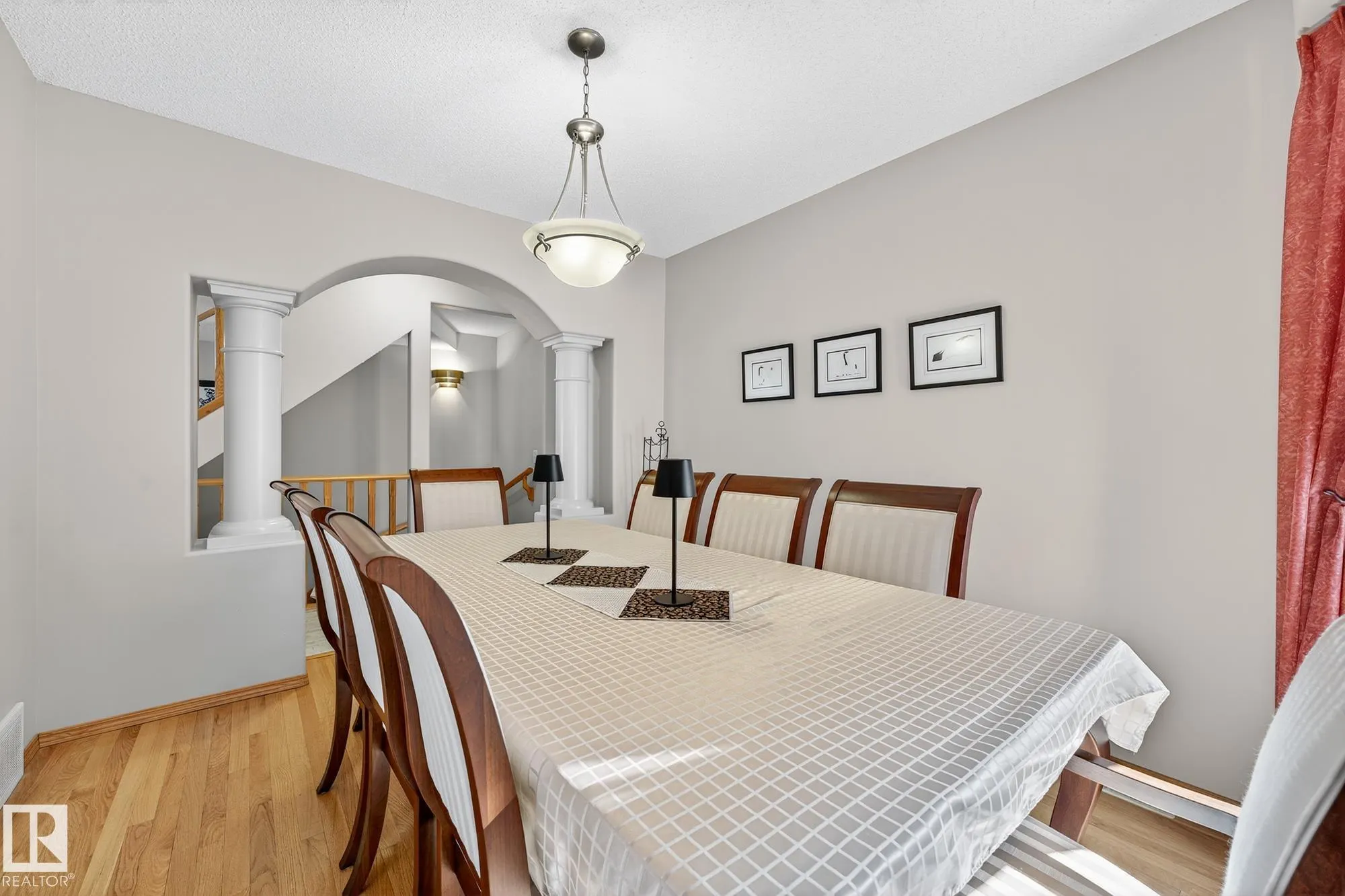 310 HILLIARD Close