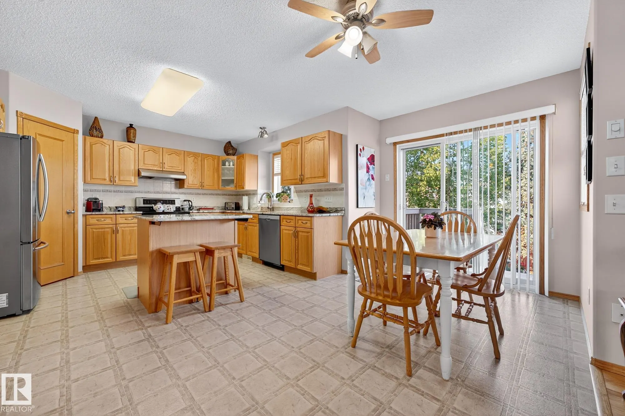 310 HILLIARD Close