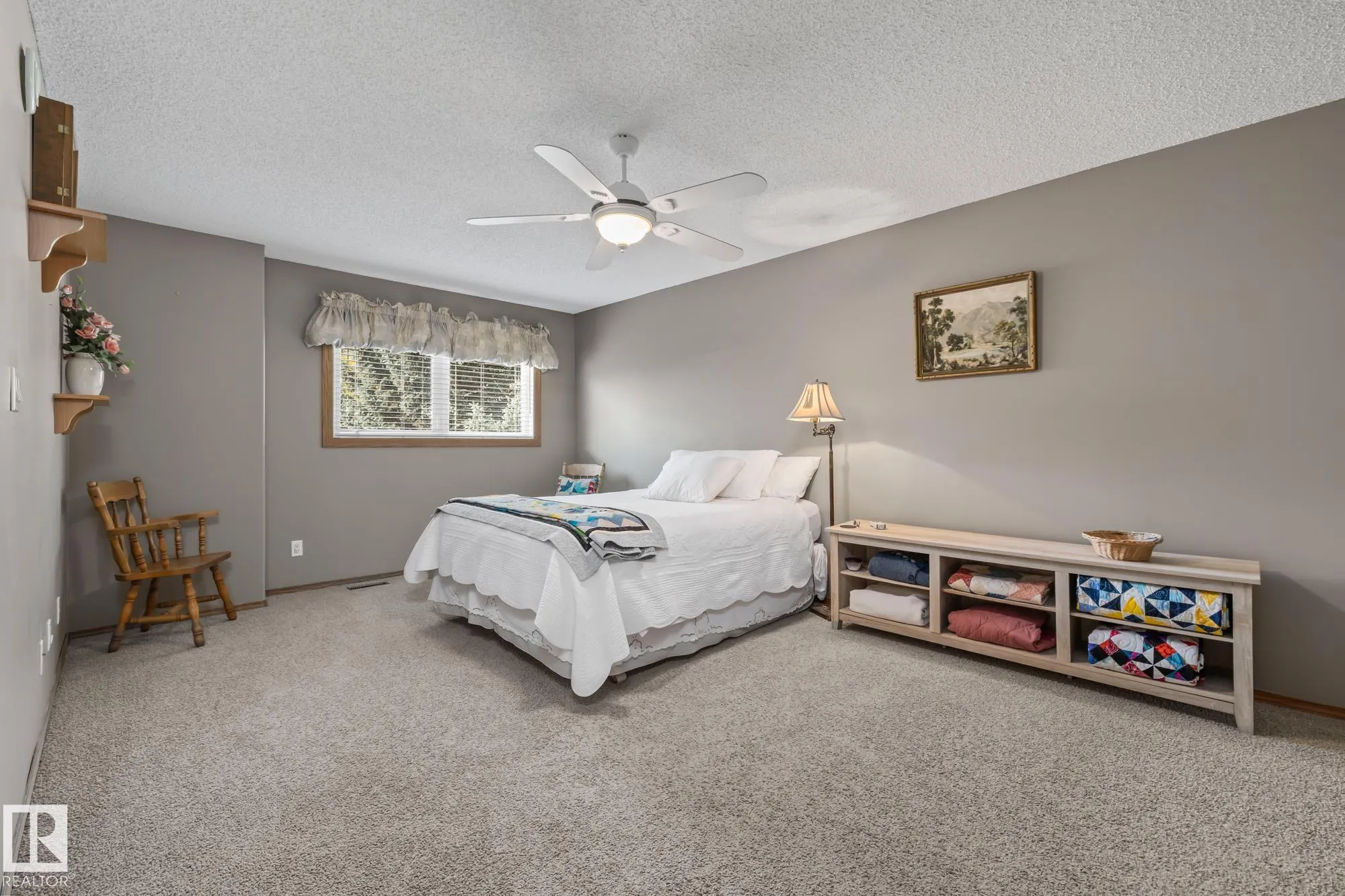 3 HARNOIS Place