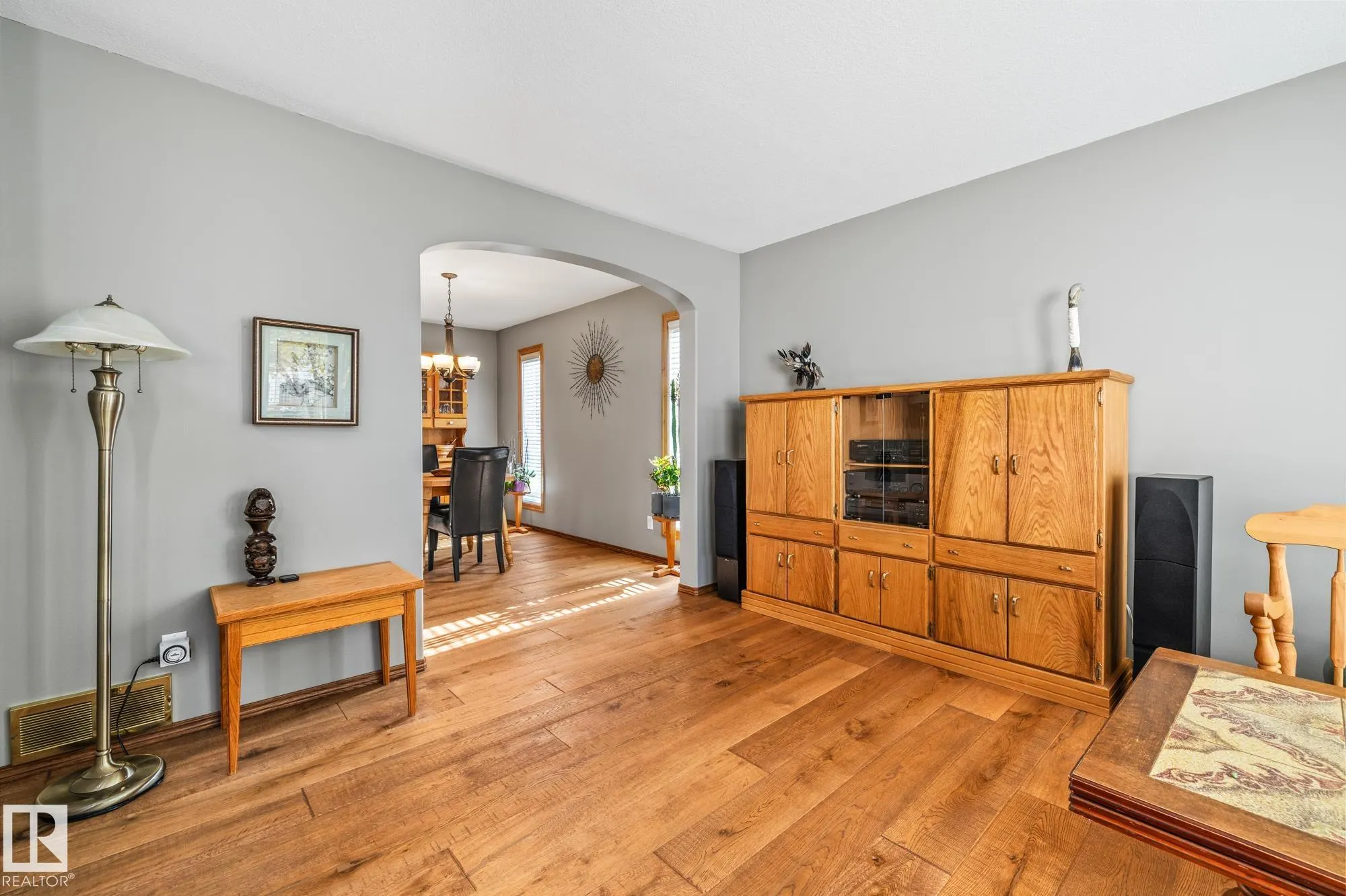3 HARNOIS Place