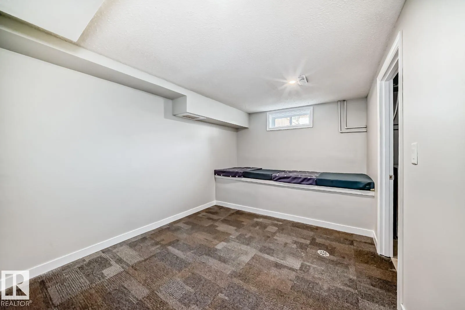 10936 BEAUMARIS Road