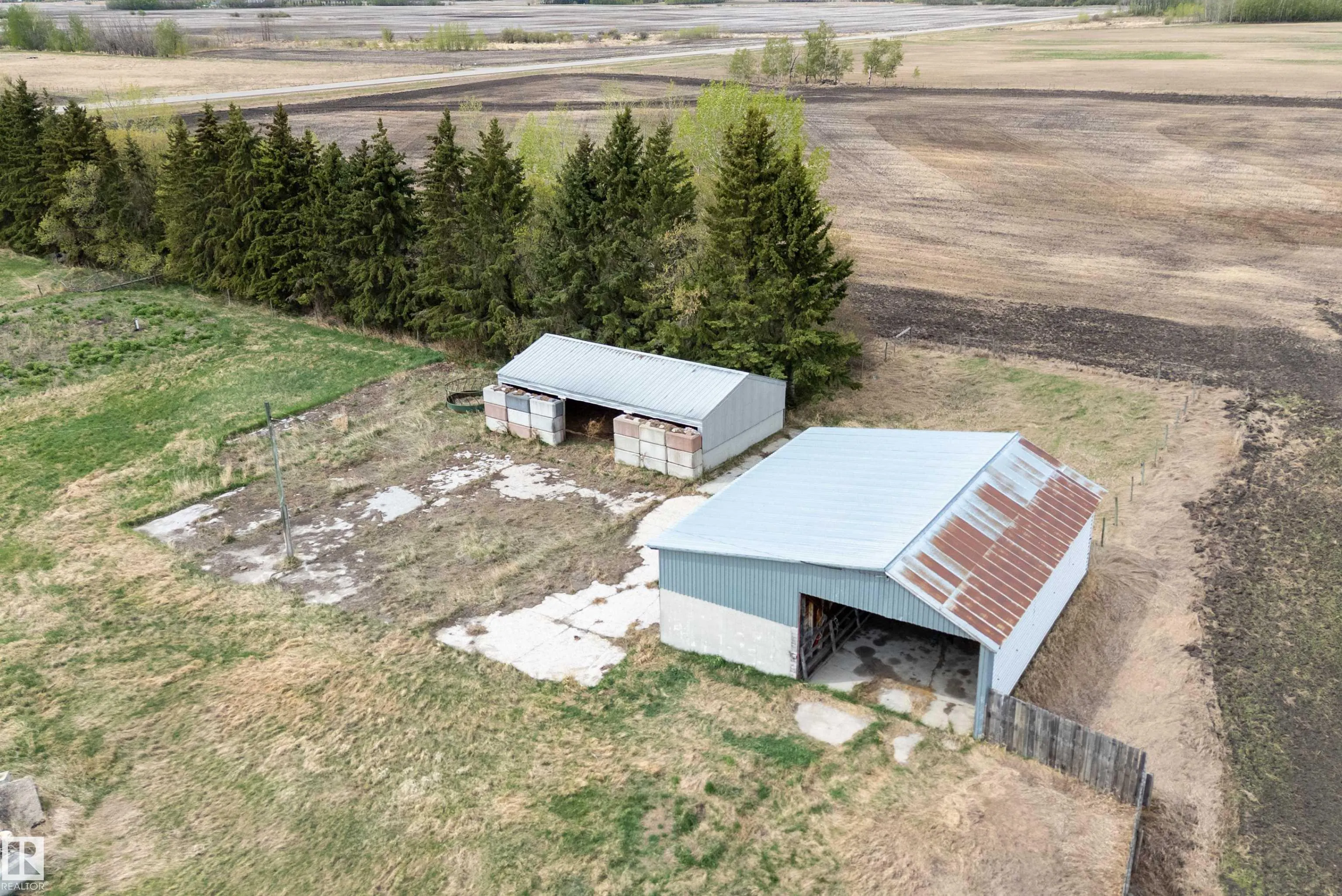 240028 TWP 460