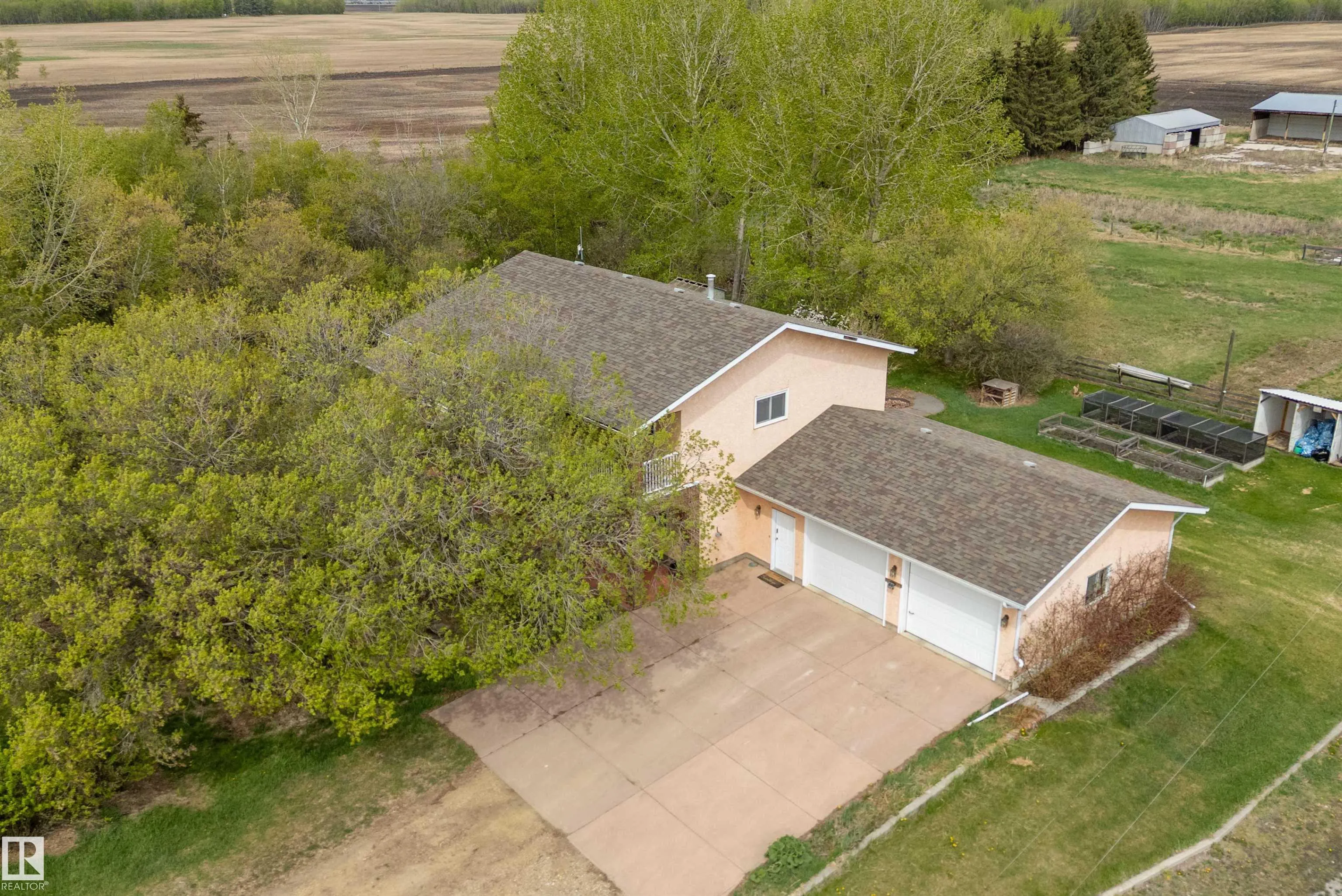 240028 TWP 460