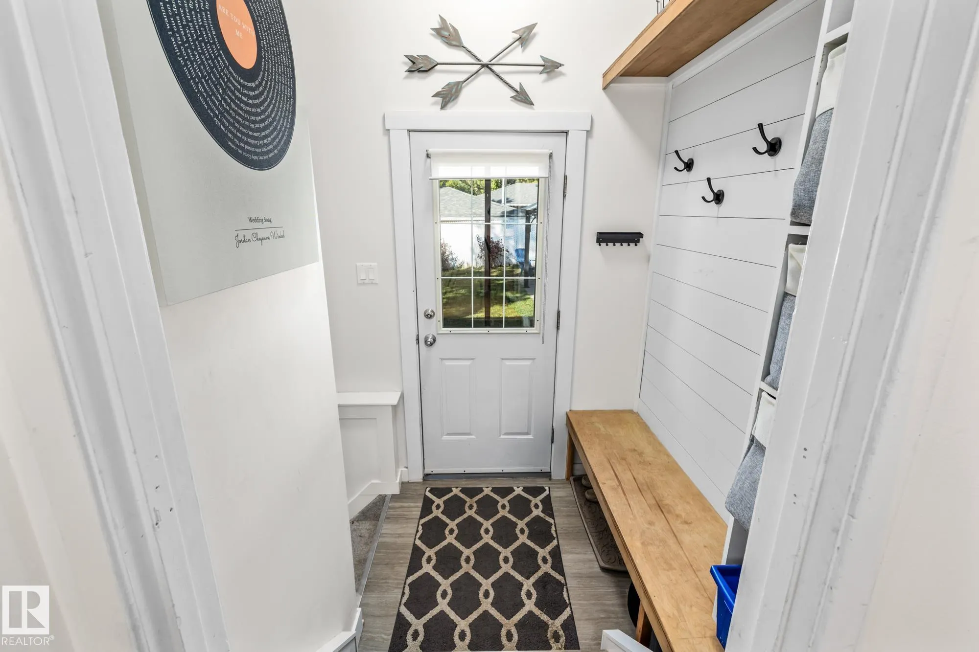 18 BURNHAM Avenue