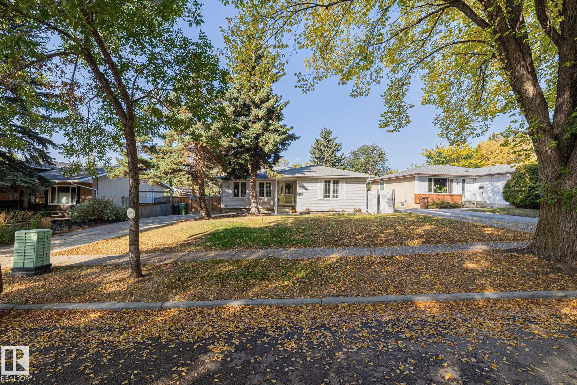 18 BURNHAM Avenue