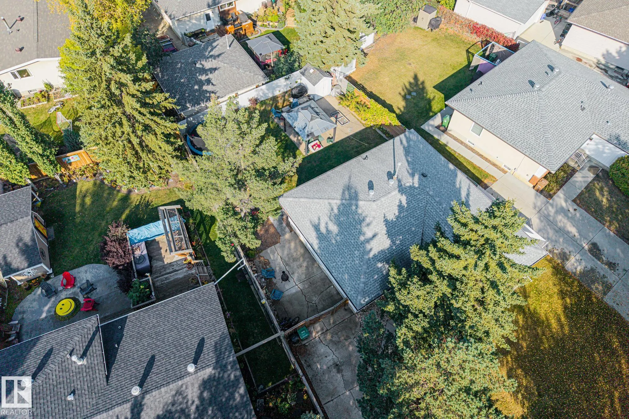 18 BURNHAM Avenue