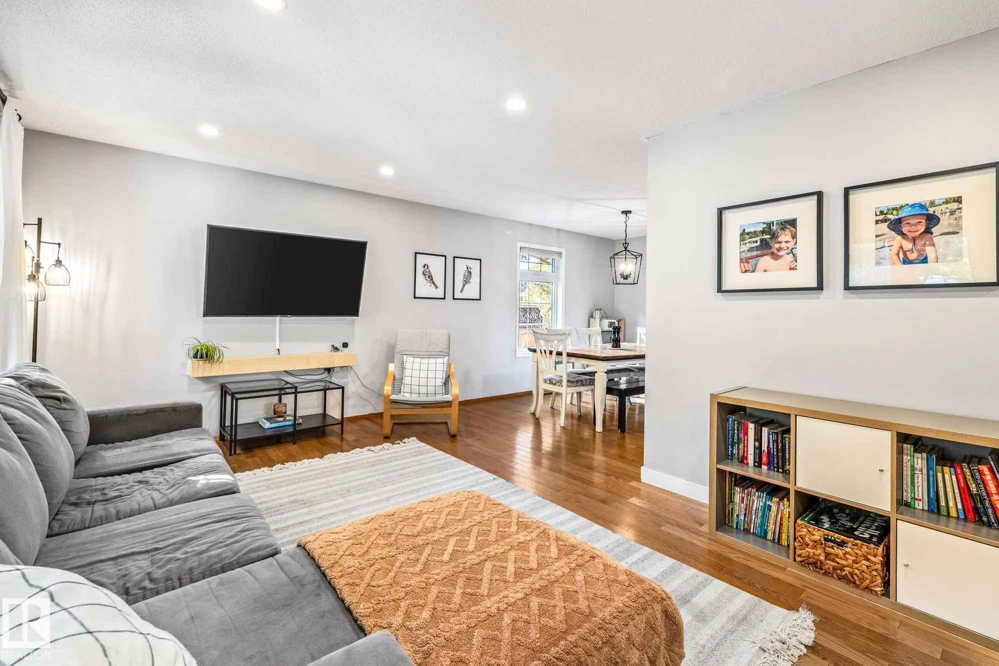 18 BURNHAM Avenue