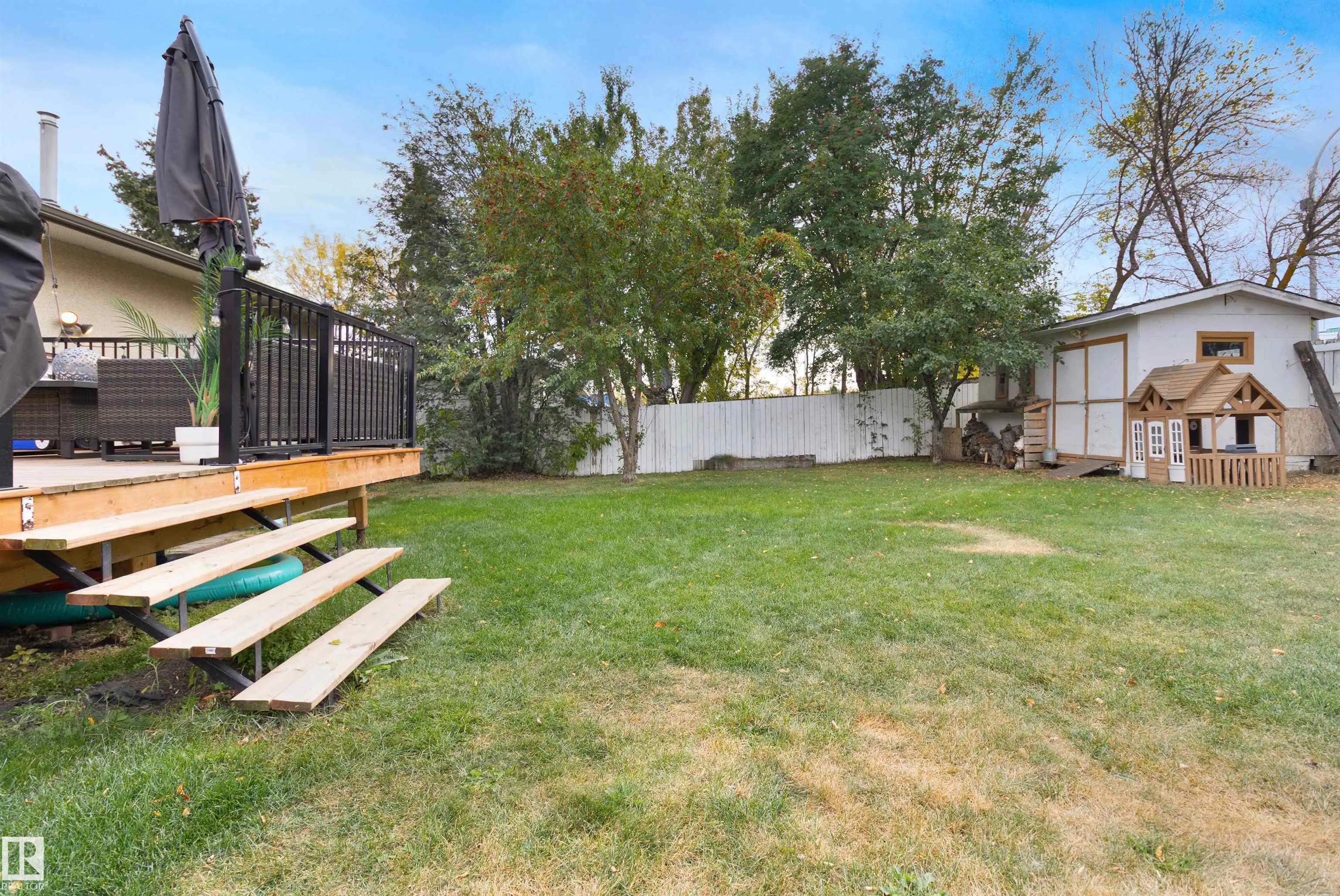64 GREENWOOD Way