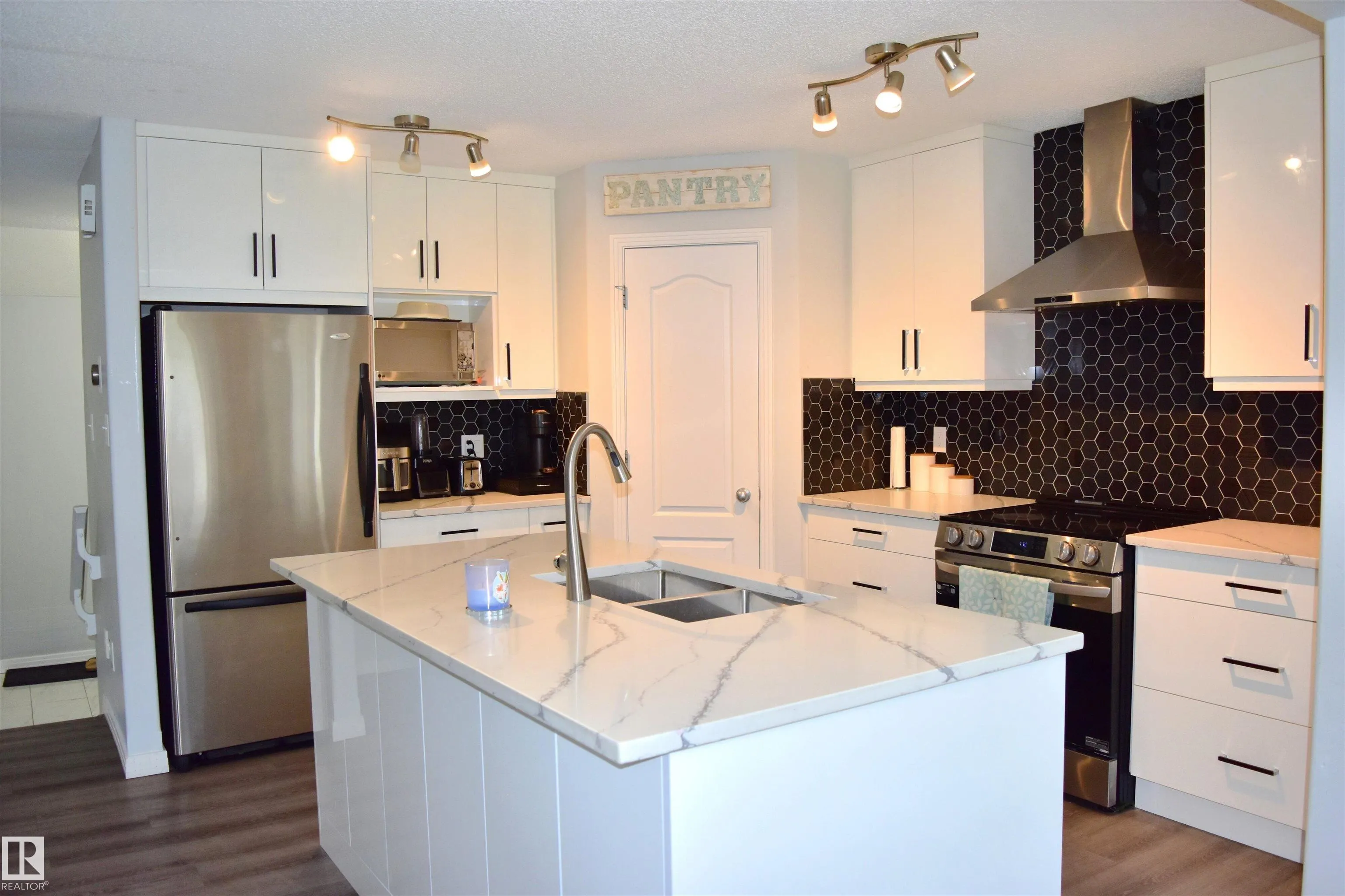 315 WILD ROSE Way