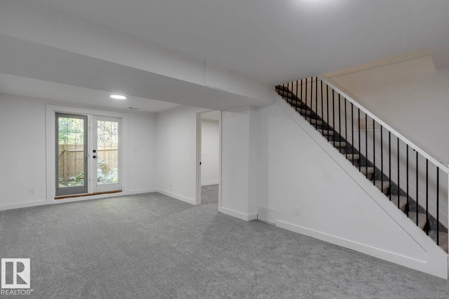 73 RIDGEWOOD Terrace