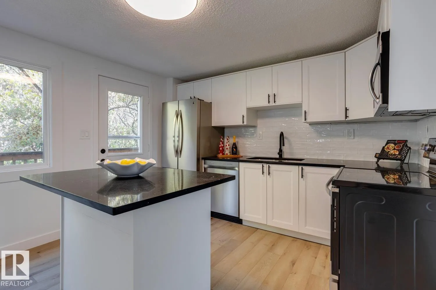 73 RIDGEWOOD Terrace