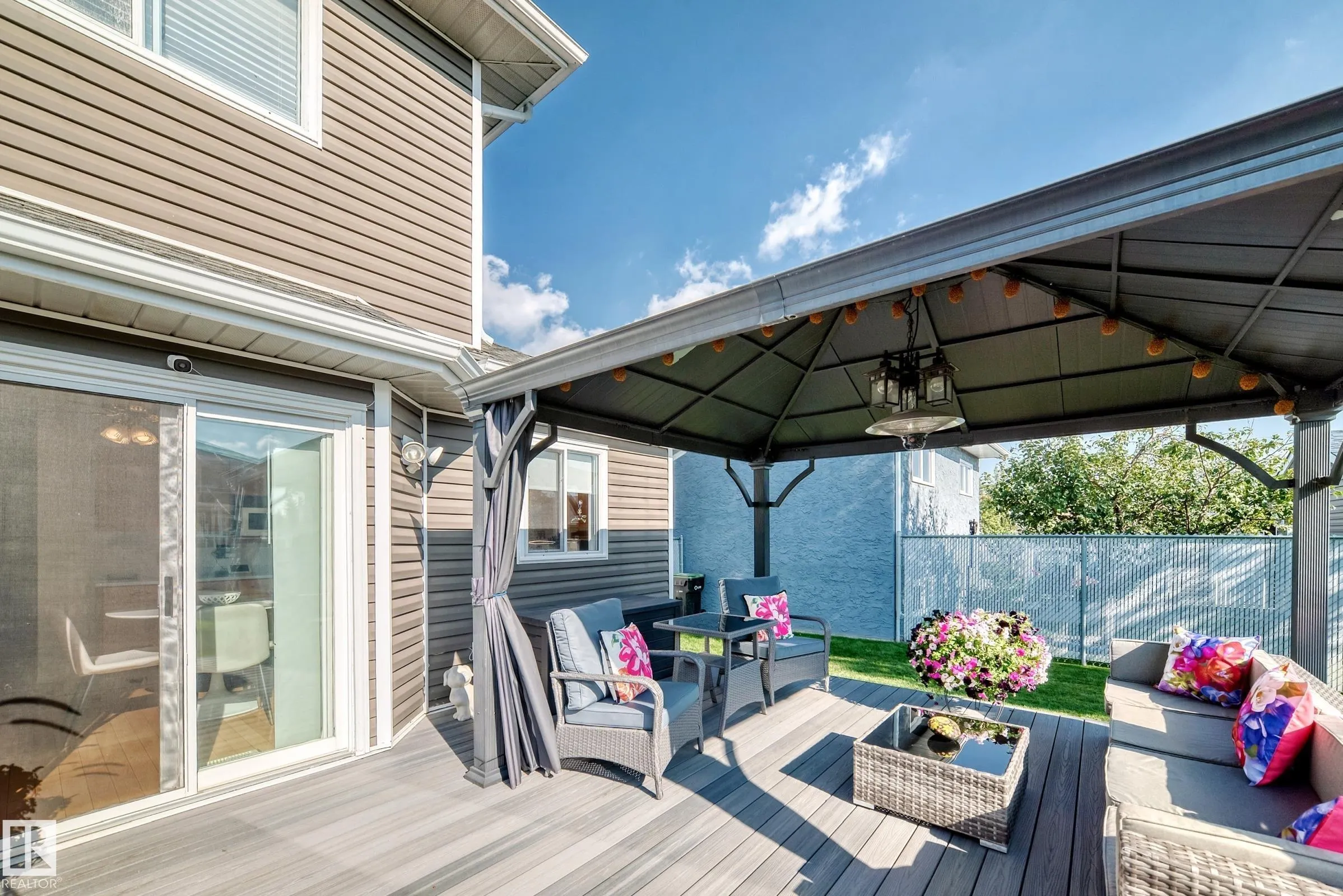 276 Porter Avenue