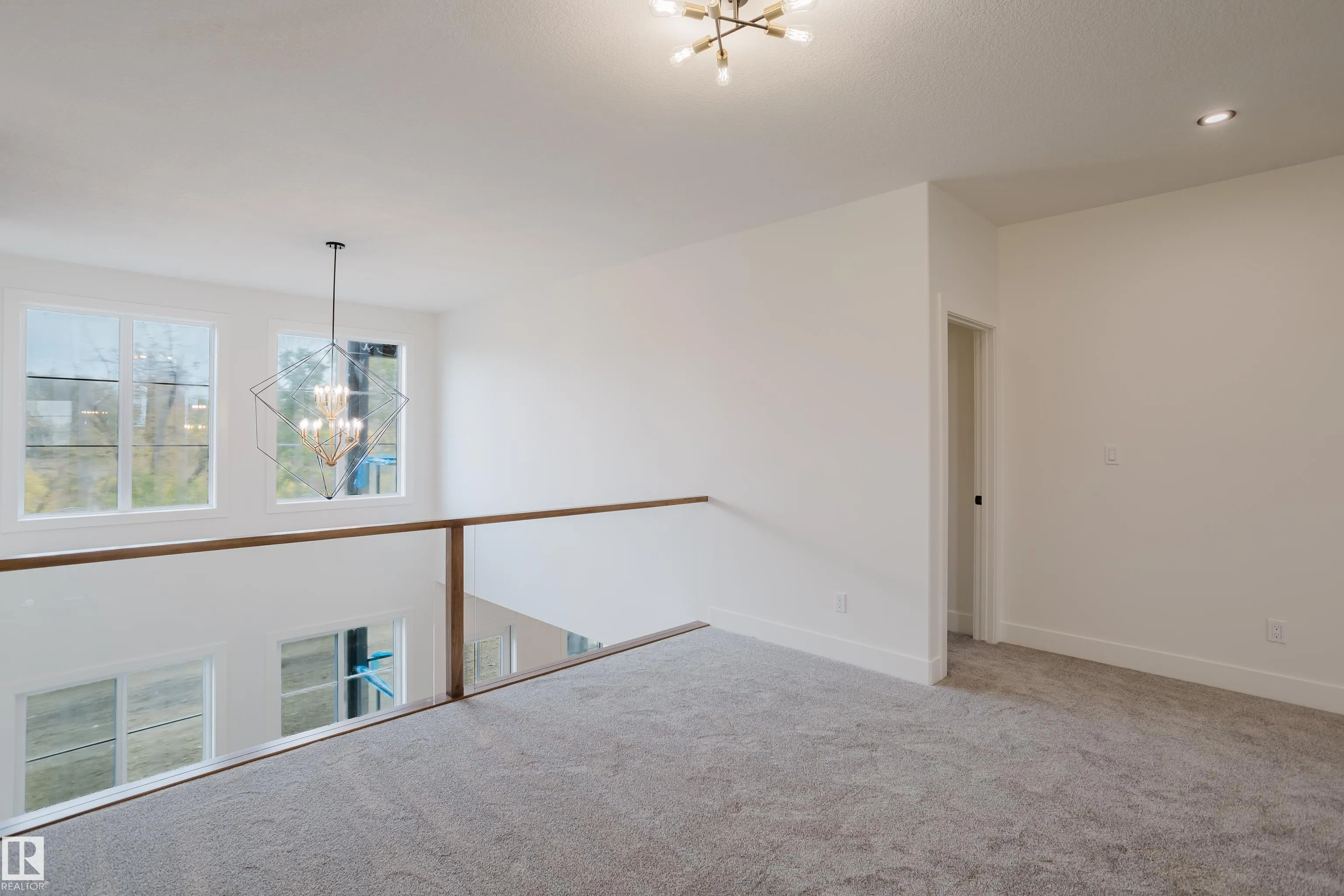 21112 26 Avenue