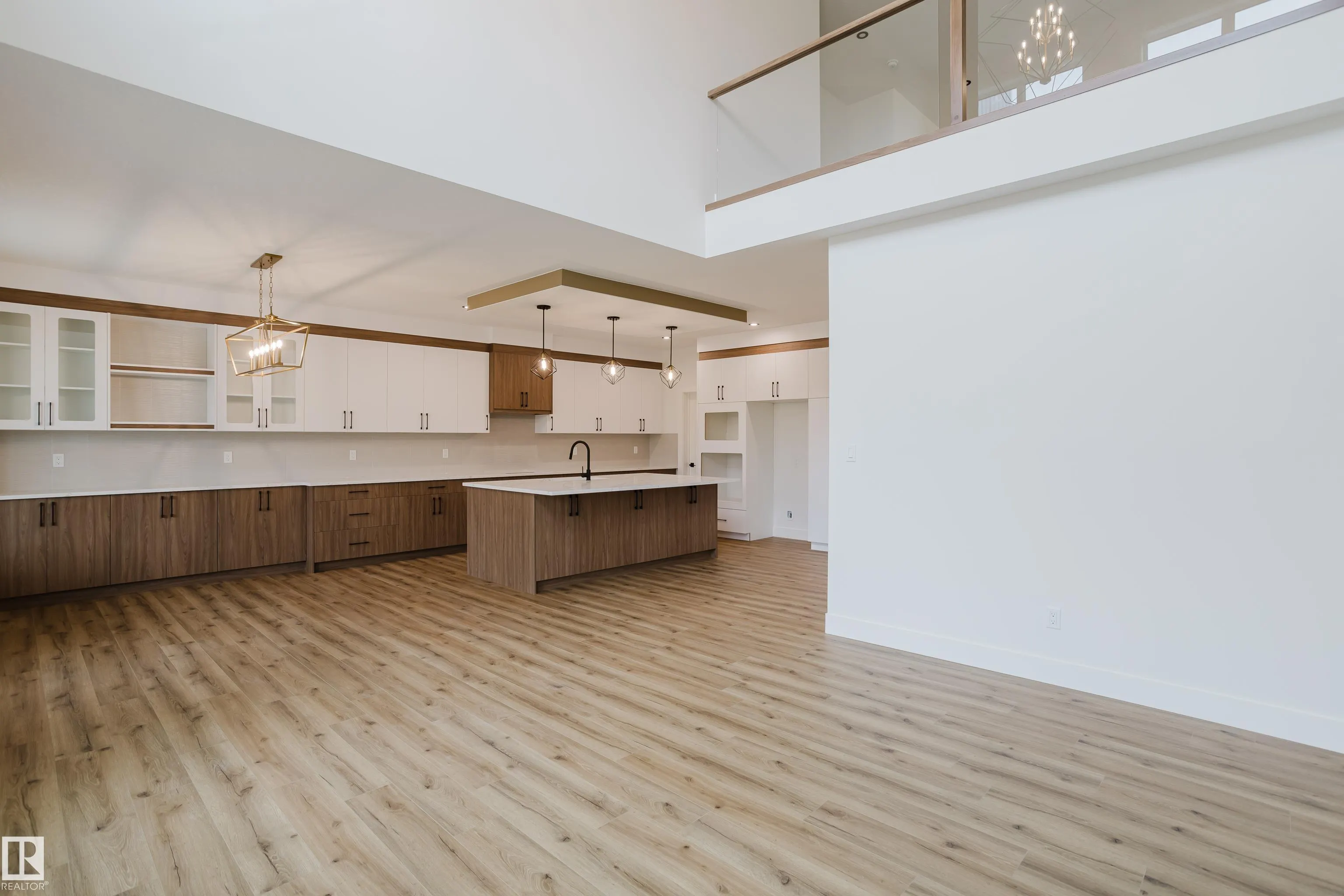 21112 26 Avenue