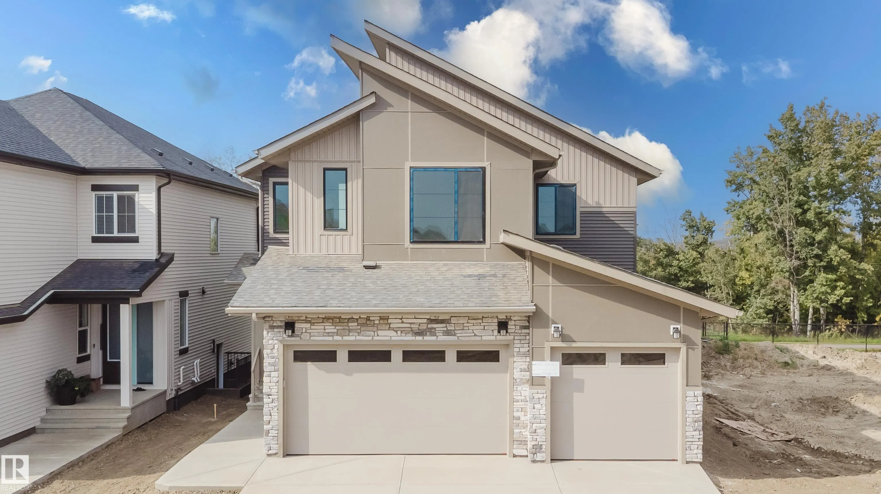 2512 213 Street