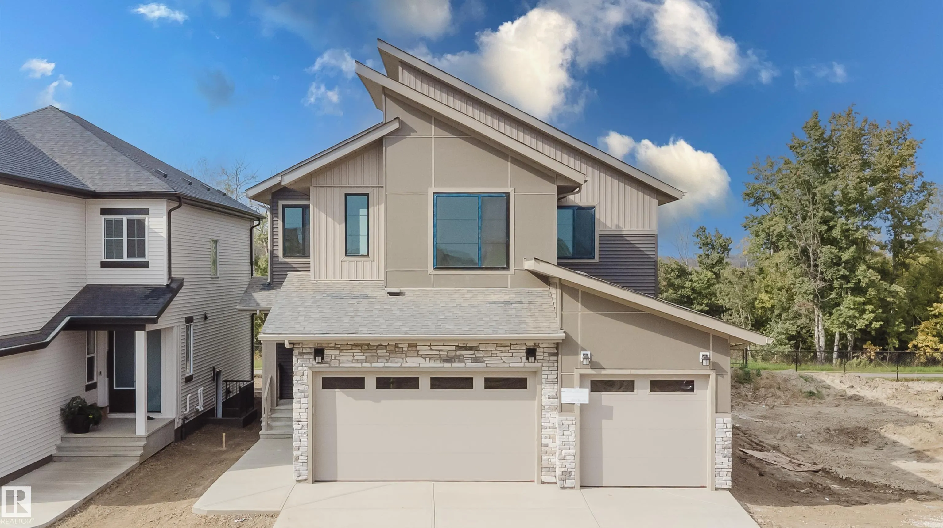 2512 213 Street