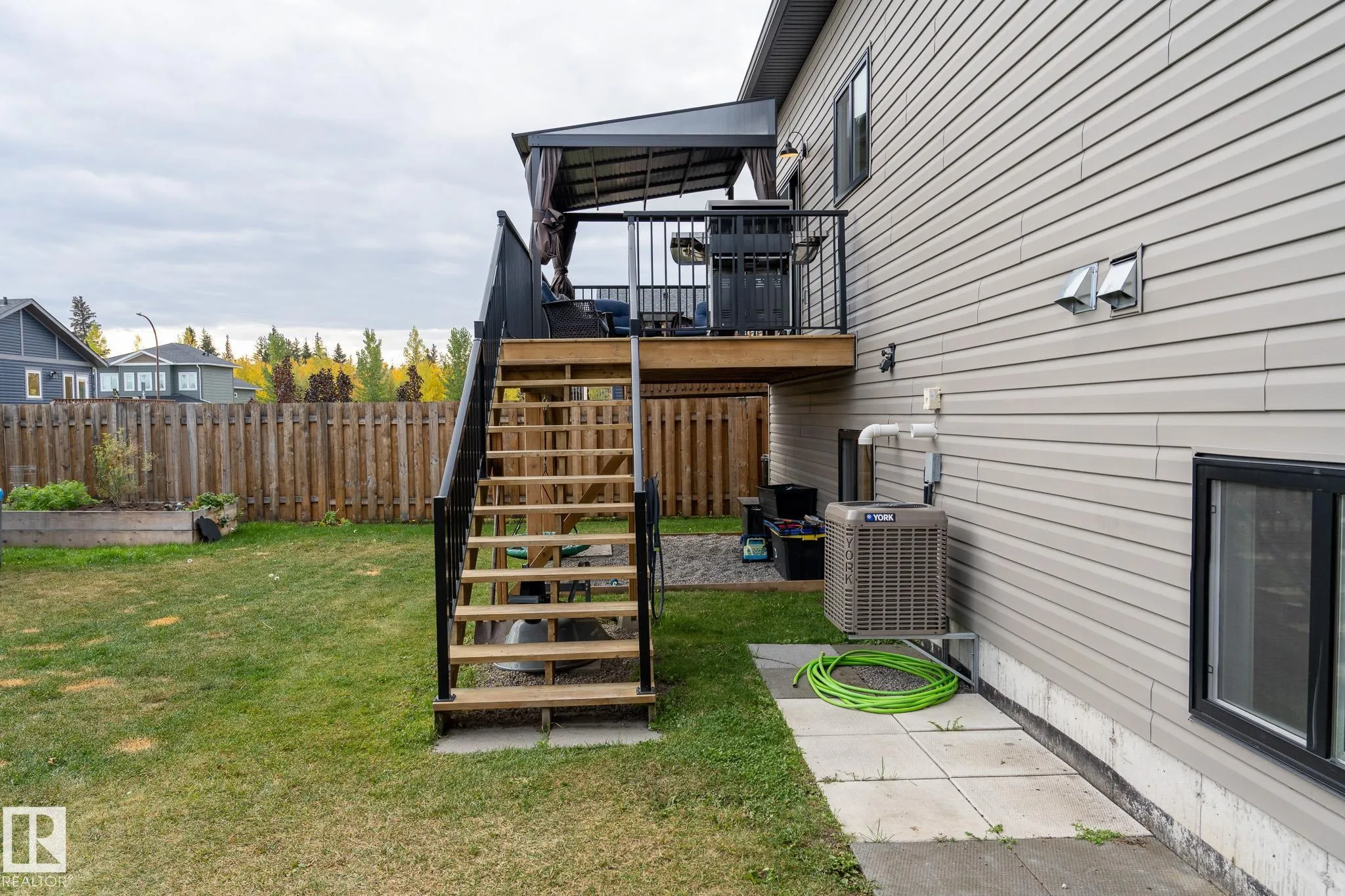 1447 WILDRYE Crescent