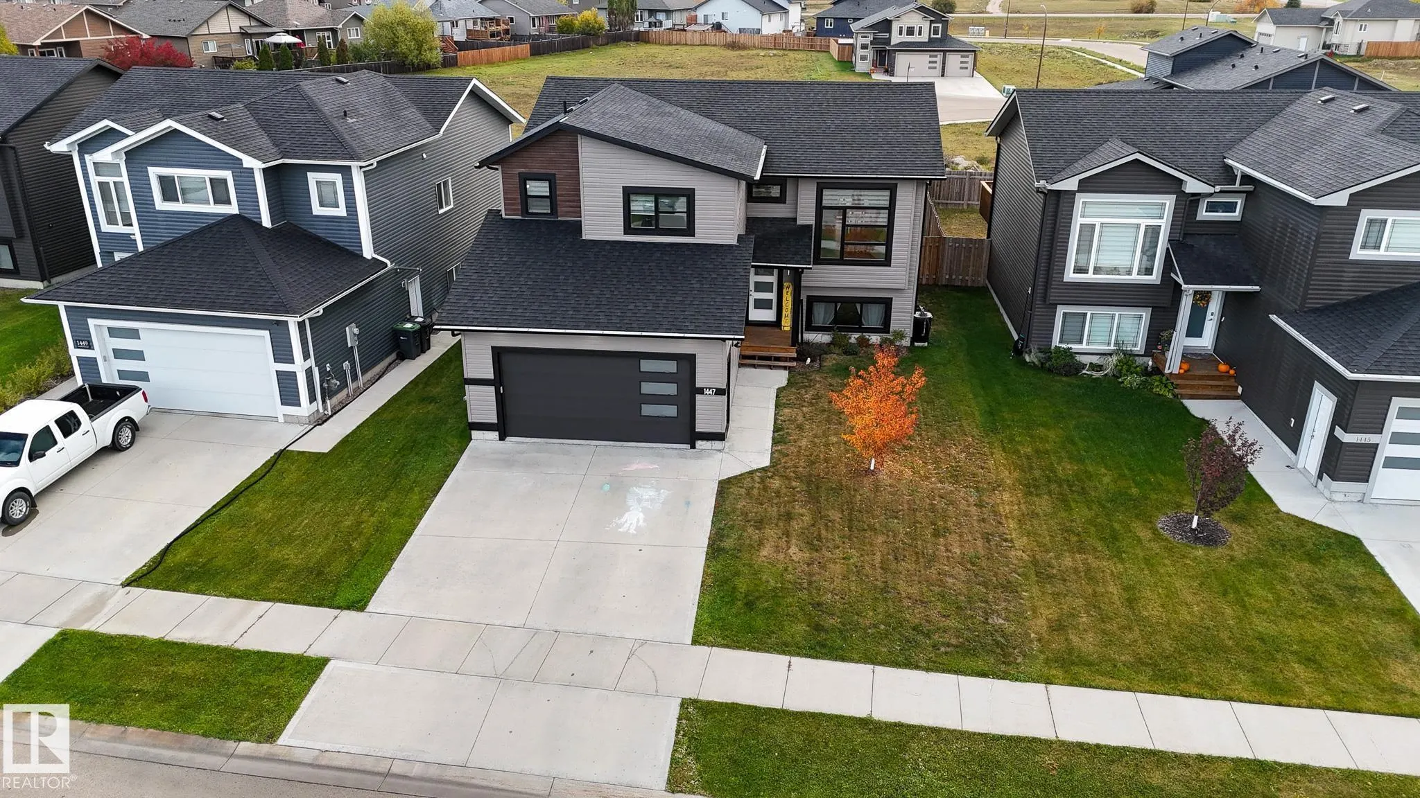 1447 WILDRYE Crescent