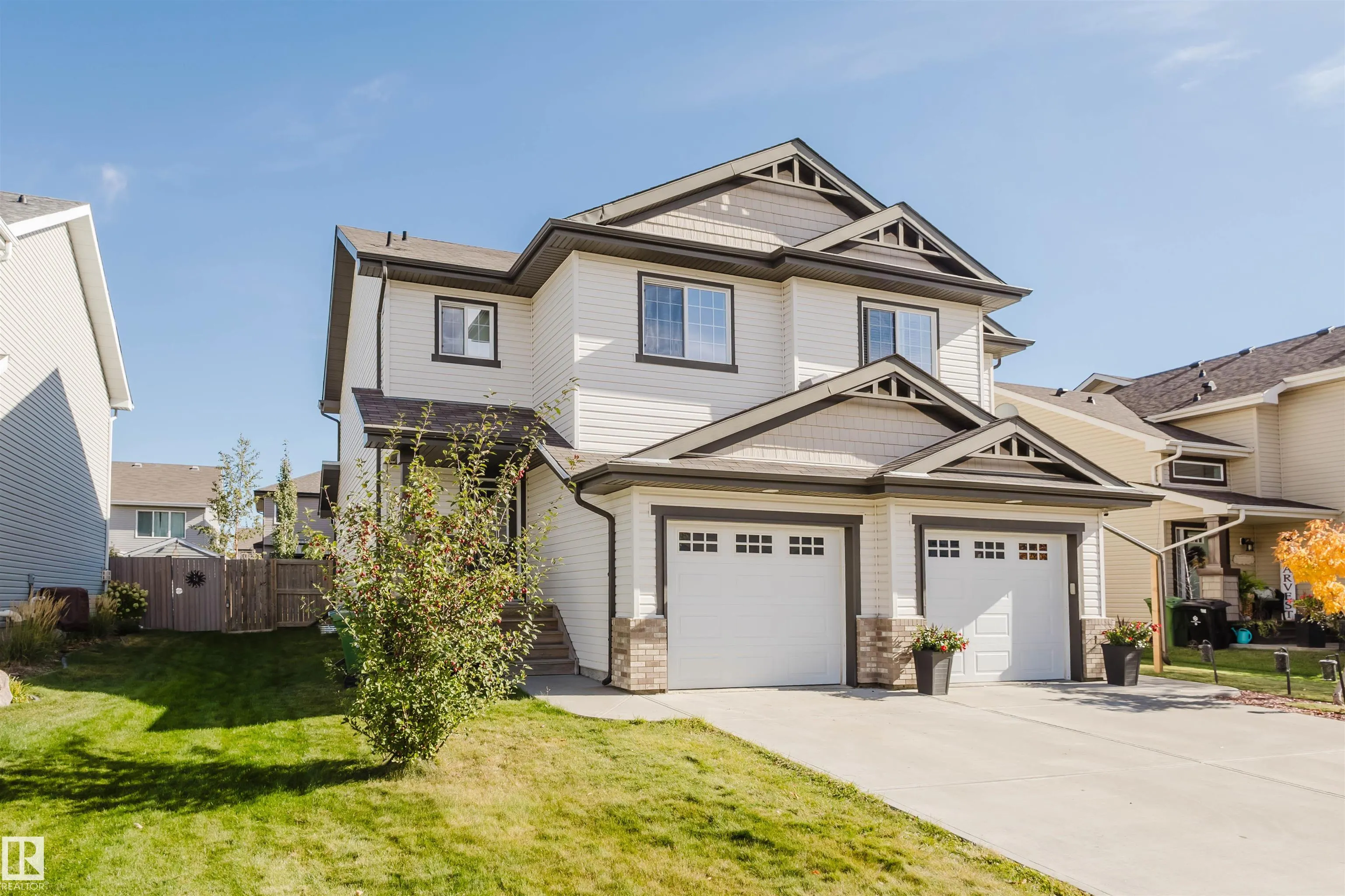 33 CATALINA CT