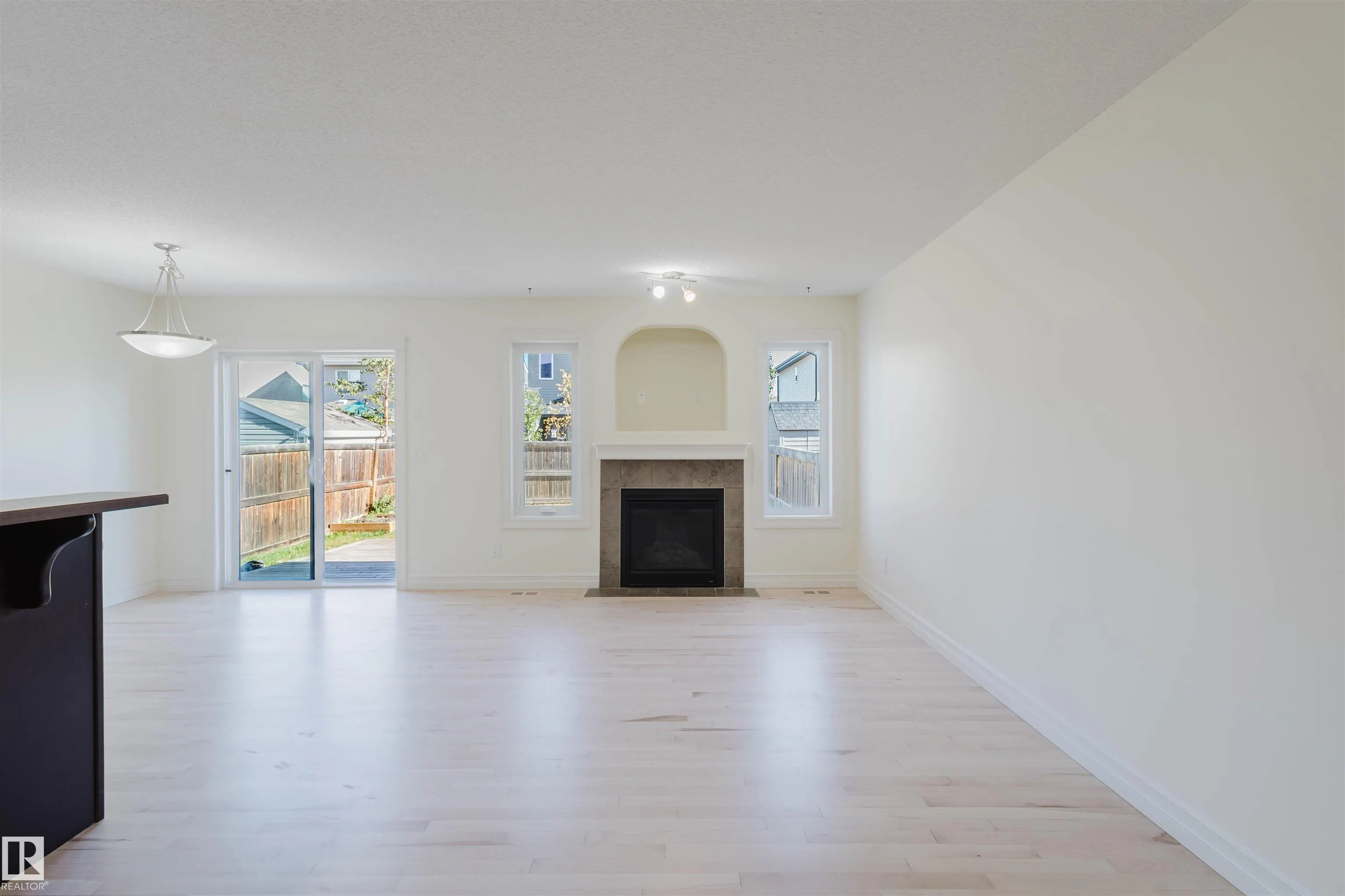 33 CATALINA CT