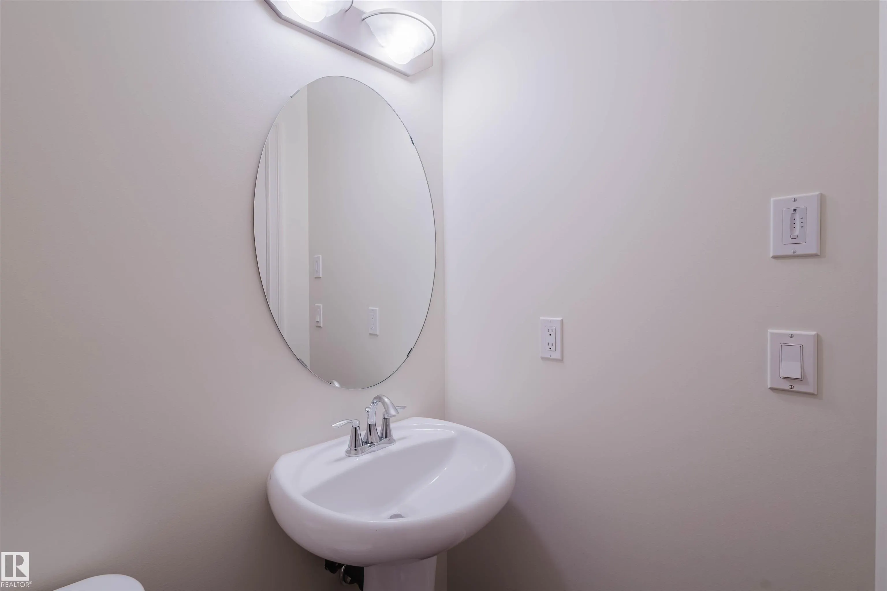 33 CATALINA CT