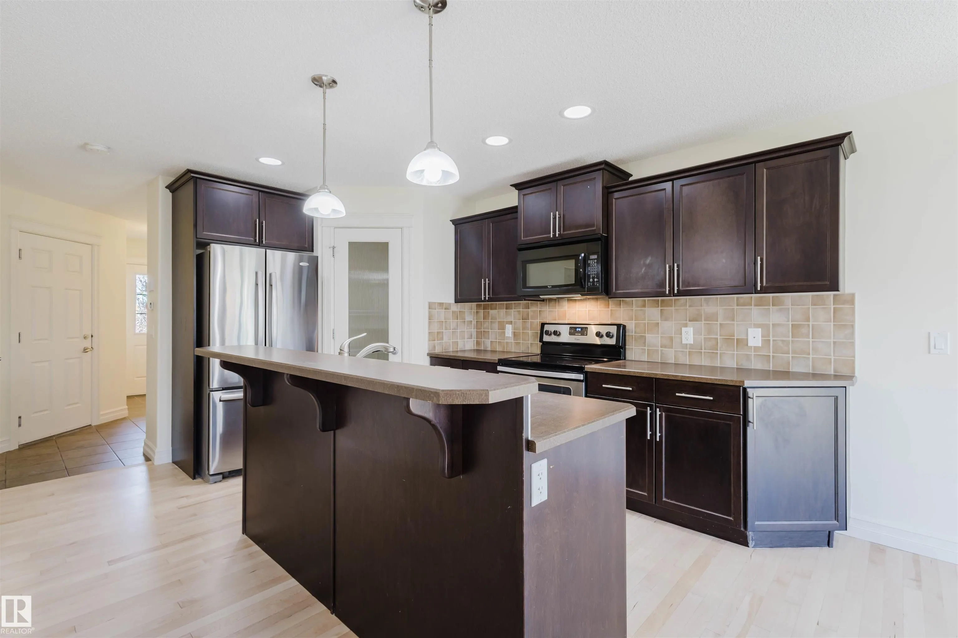 33 CATALINA CT