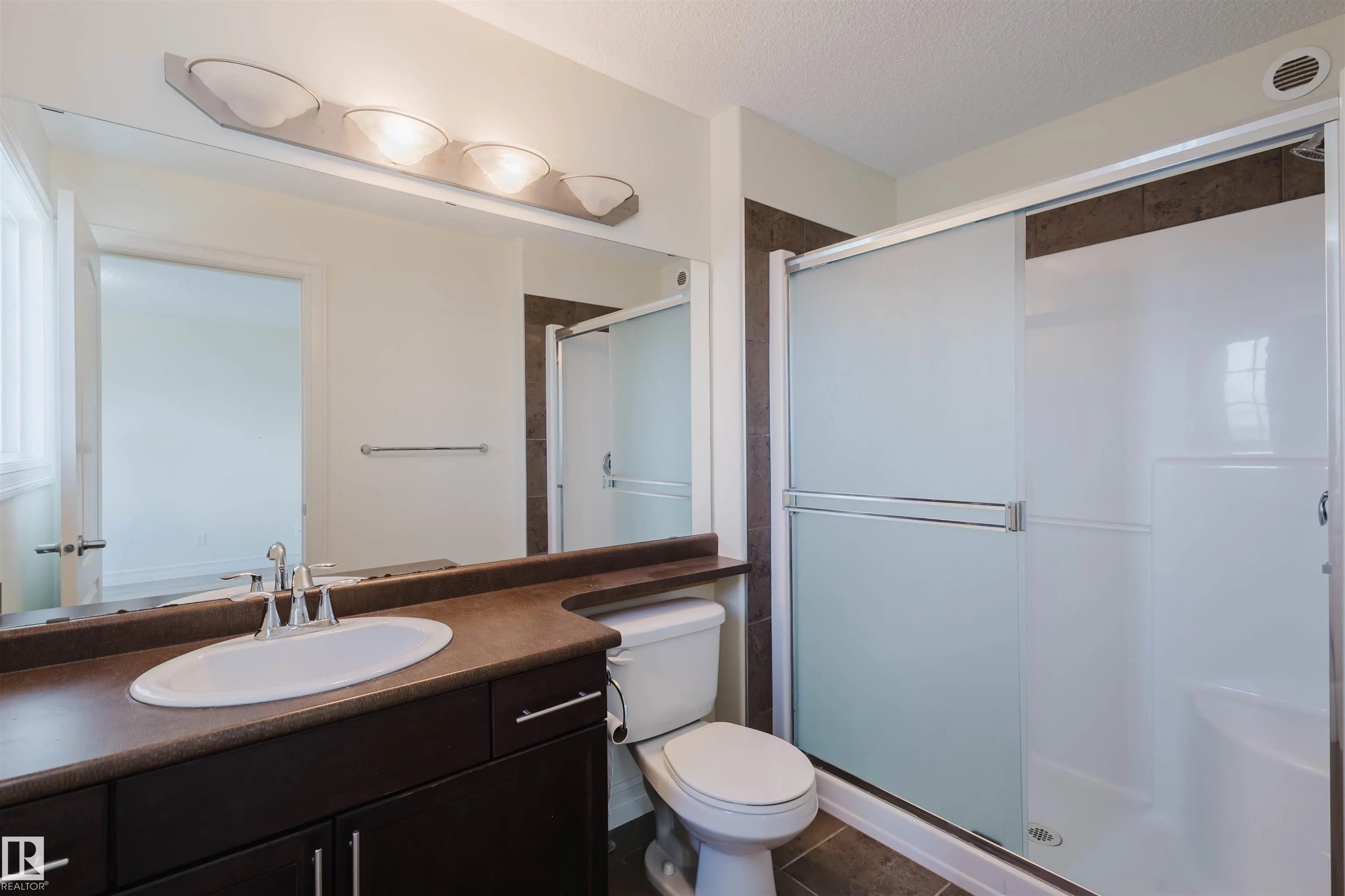 33 CATALINA CT