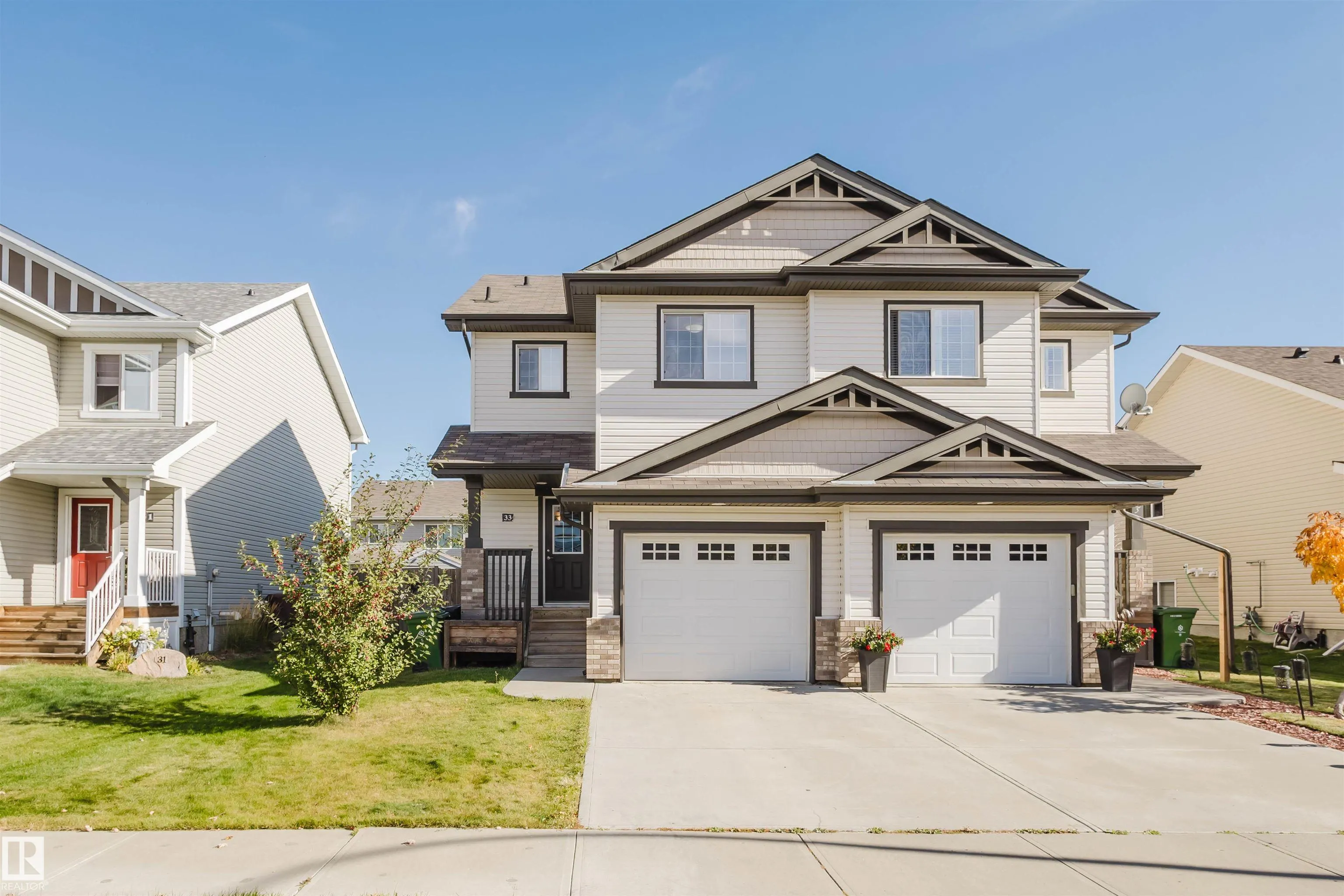 33 CATALINA CT