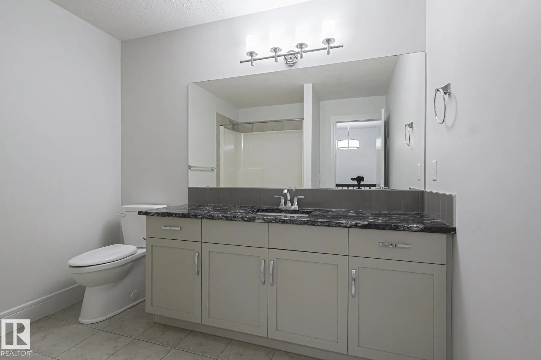 3167 WINSPEAR Crescent