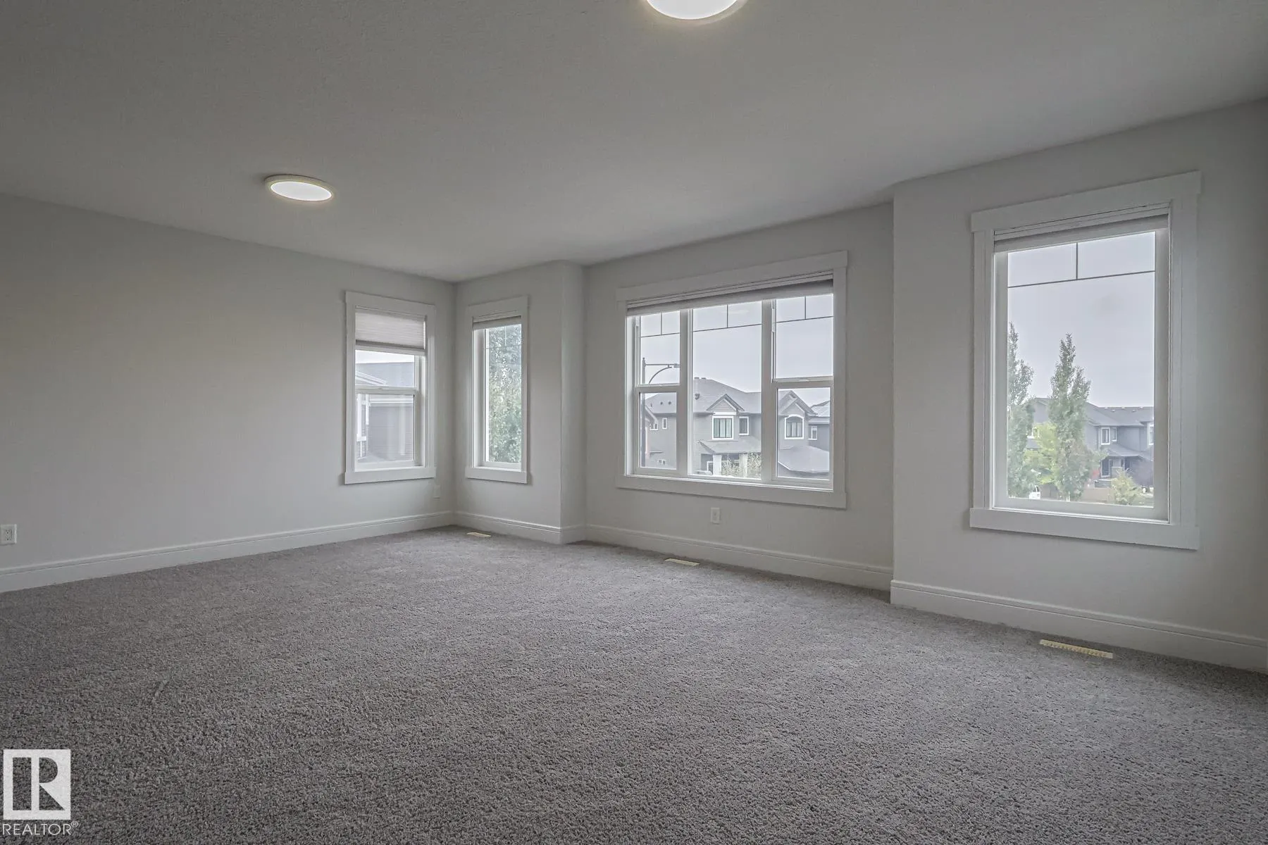 3167 WINSPEAR Crescent